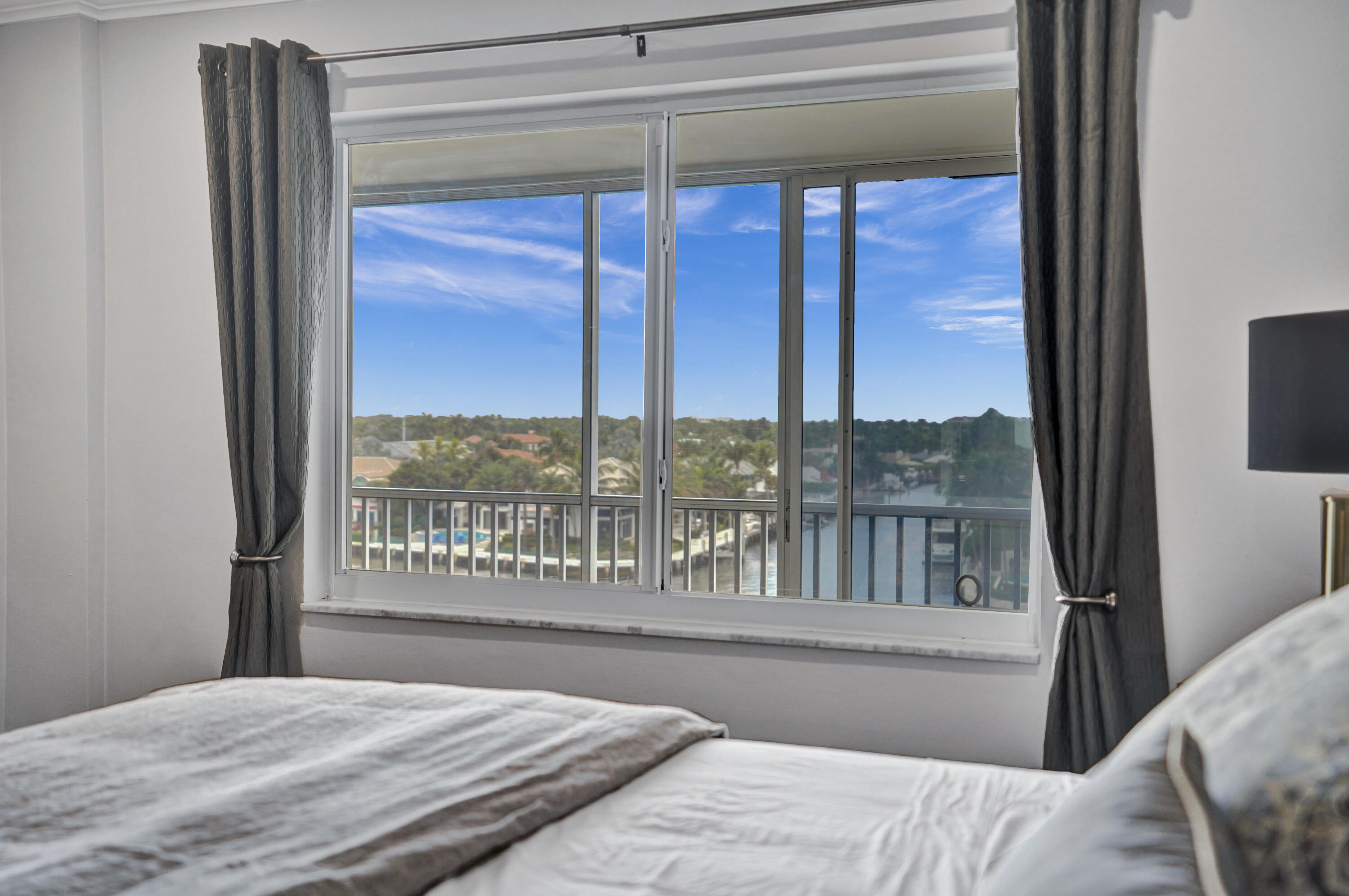 Highland Beach, Florida, 33487, United States, 2 Bedrooms Bedrooms, ,2 BathroomsBathrooms,Residential,For Sale,1828611