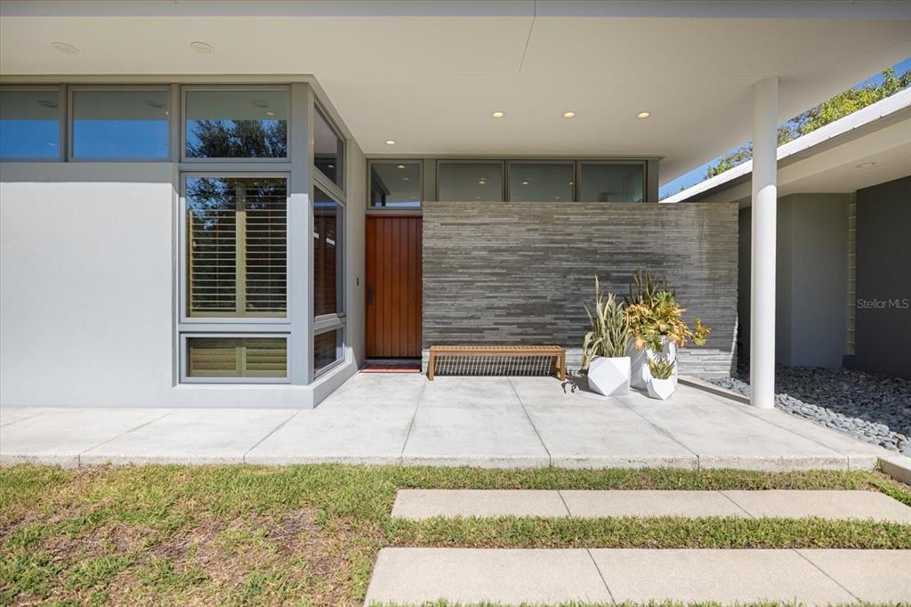 Sarasota, Florida, 34239, United States, 4 Bedrooms Bedrooms, ,5 BathroomsBathrooms,Residential,For Sale,1988202