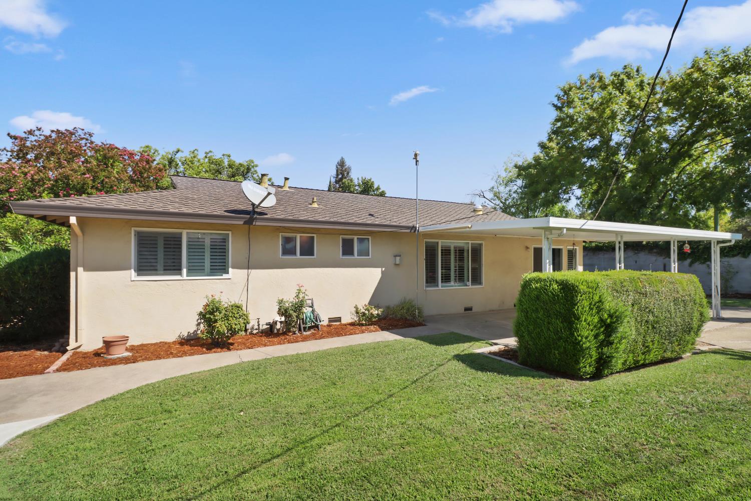 Sacramento, California, 95821, United States, 3 Bedrooms Bedrooms, ,2 BathroomsBathrooms,Residential,For Sale,1941774