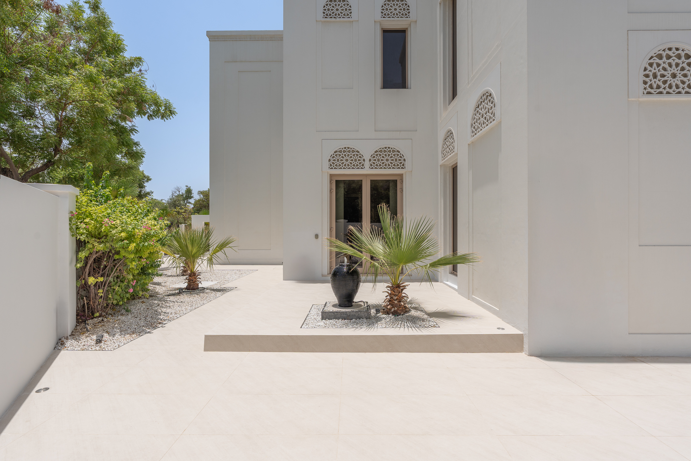  Opulent Corner Villa in Al Barari - 物件實景