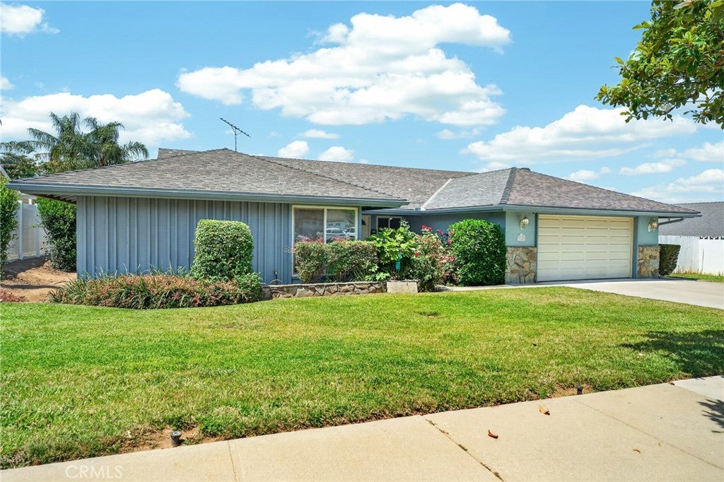 Redlands, California, 92373, United States, 4 Bedrooms Bedrooms, ,2 BathroomsBathrooms,Residential,For Sale,2048890
