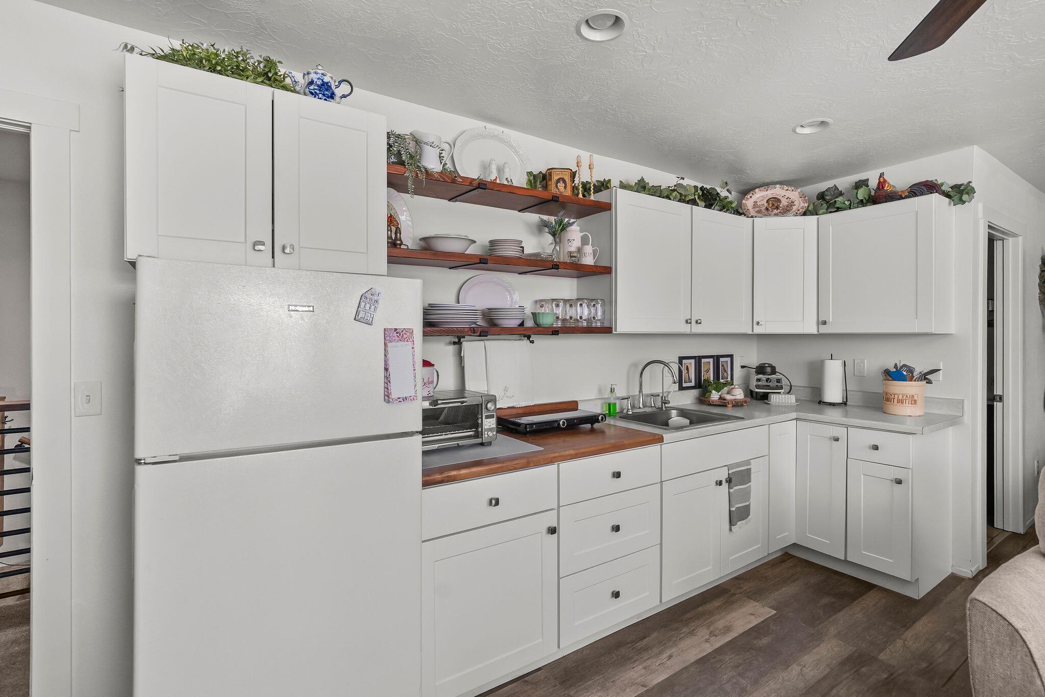 St George, Utah, 84770, United States, 6 Bedrooms Bedrooms, ,3 BathroomsBathrooms,Residential,For Sale,2005357