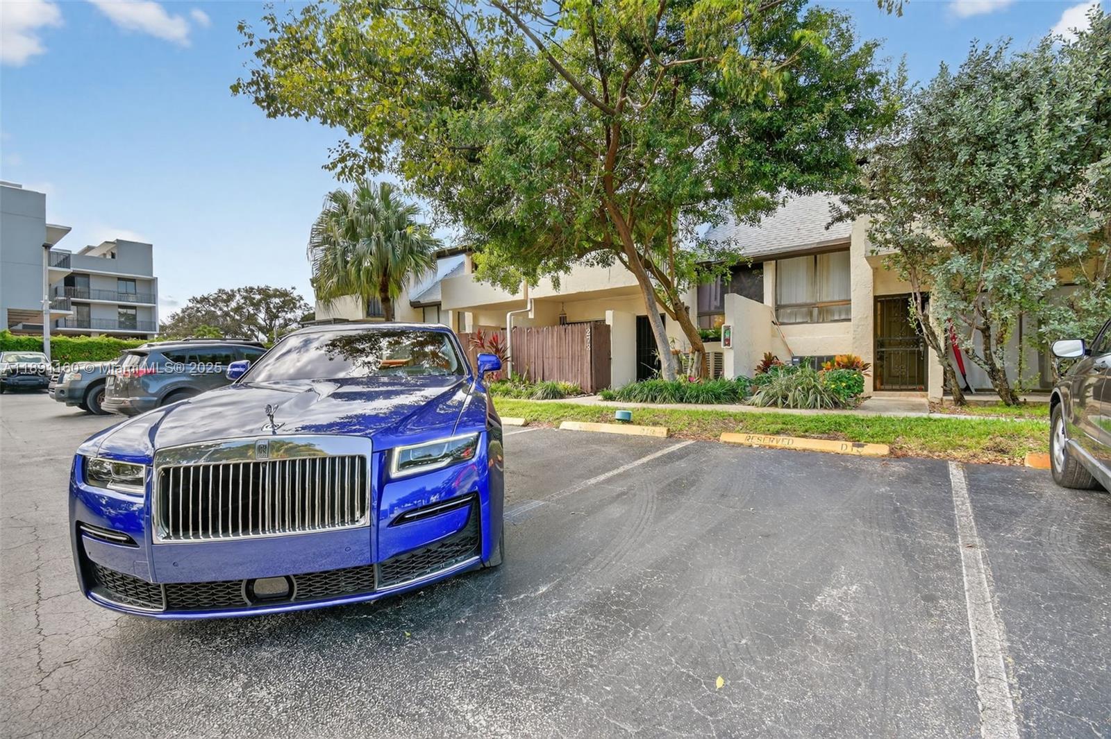 Miami, Florida, 33180, United States, 3 Bedrooms Bedrooms, ,3 BathroomsBathrooms,Residential,For Sale,1961045