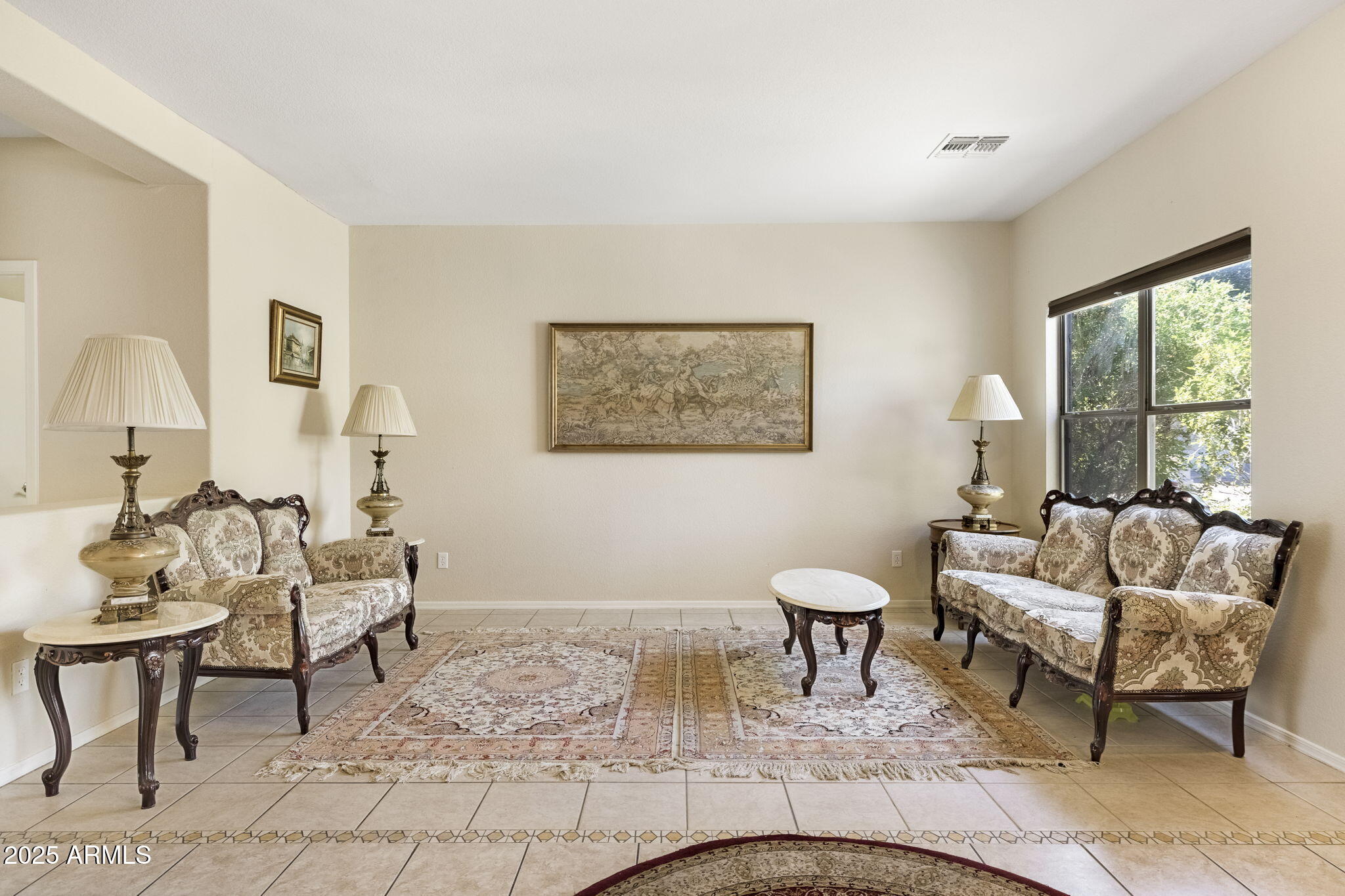 Phoenix, Arizona, 85042, United States, 5 Bedrooms Bedrooms, ,Residential,For Sale,1957752