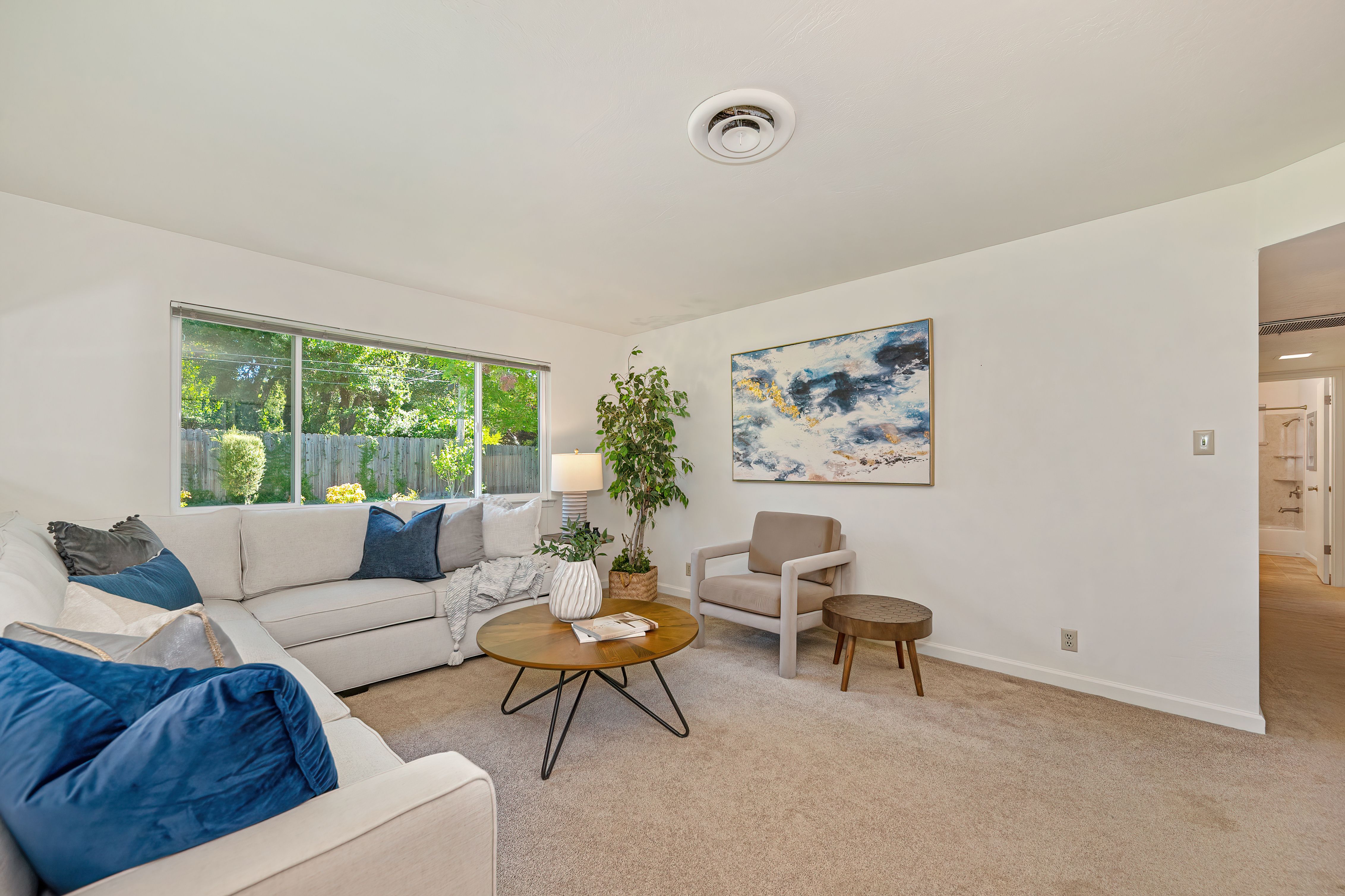  4608 Sagar Avenue, Sacramento, CA 95821 - 物件實景
