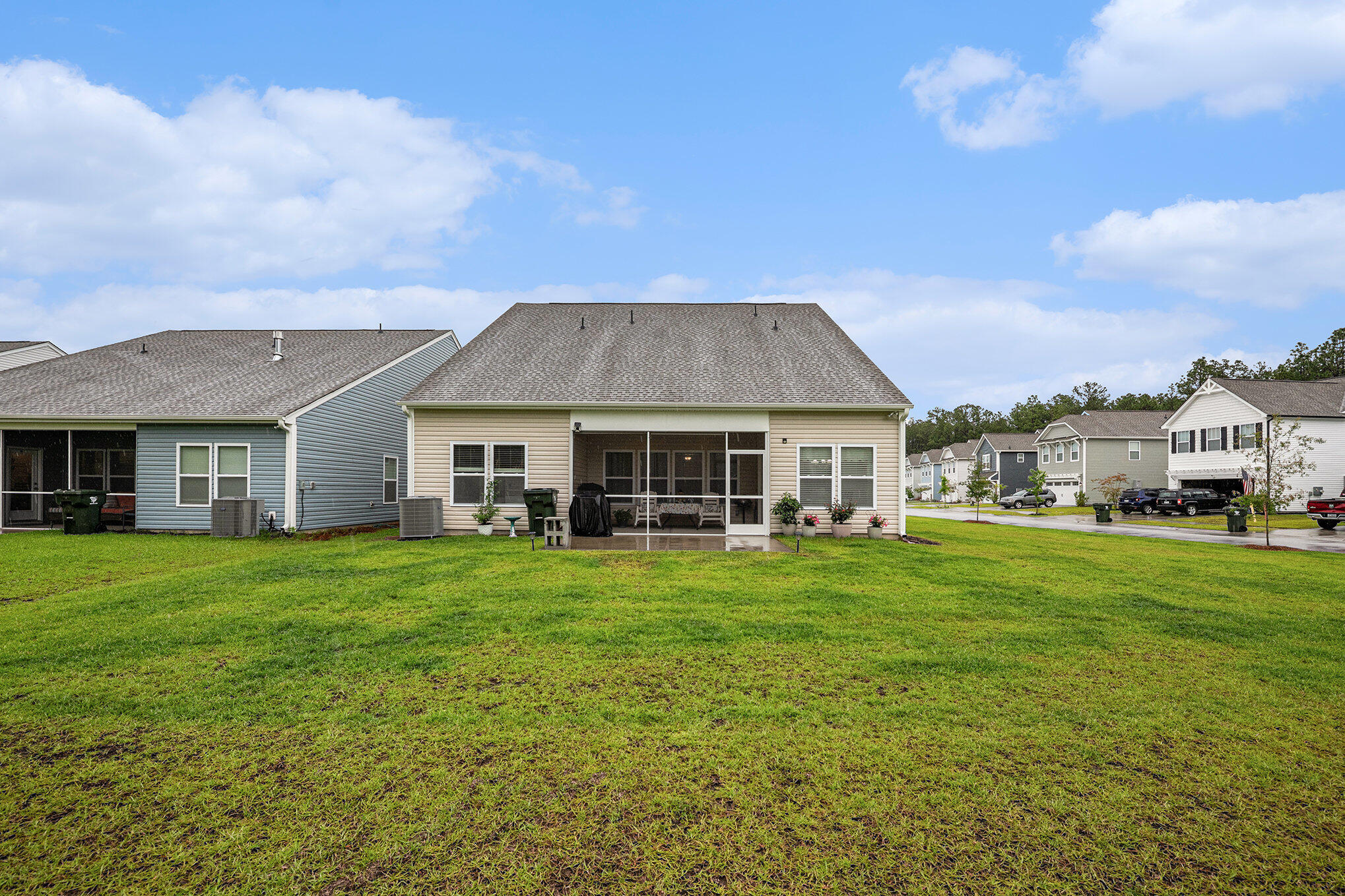 Summerville, South Carolina, 29486, United States, 4 Bedrooms Bedrooms, ,3 BathroomsBathrooms,Residential,For Sale,1882681
