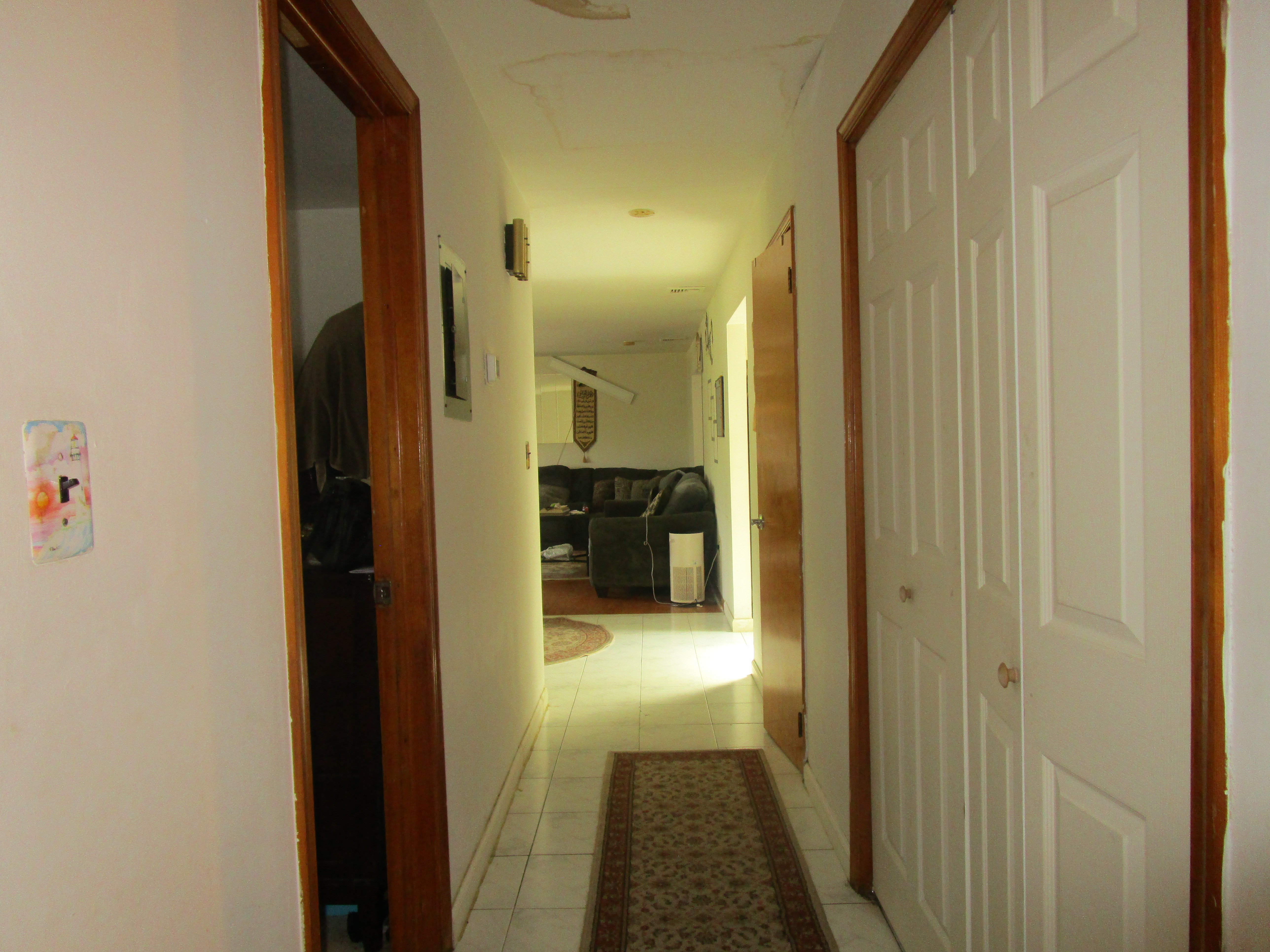 Little Ferry, New Jersey, 07643, United States, 6 Bedrooms Bedrooms, ,4 BathroomsBathrooms,Residential,For Sale,1975131