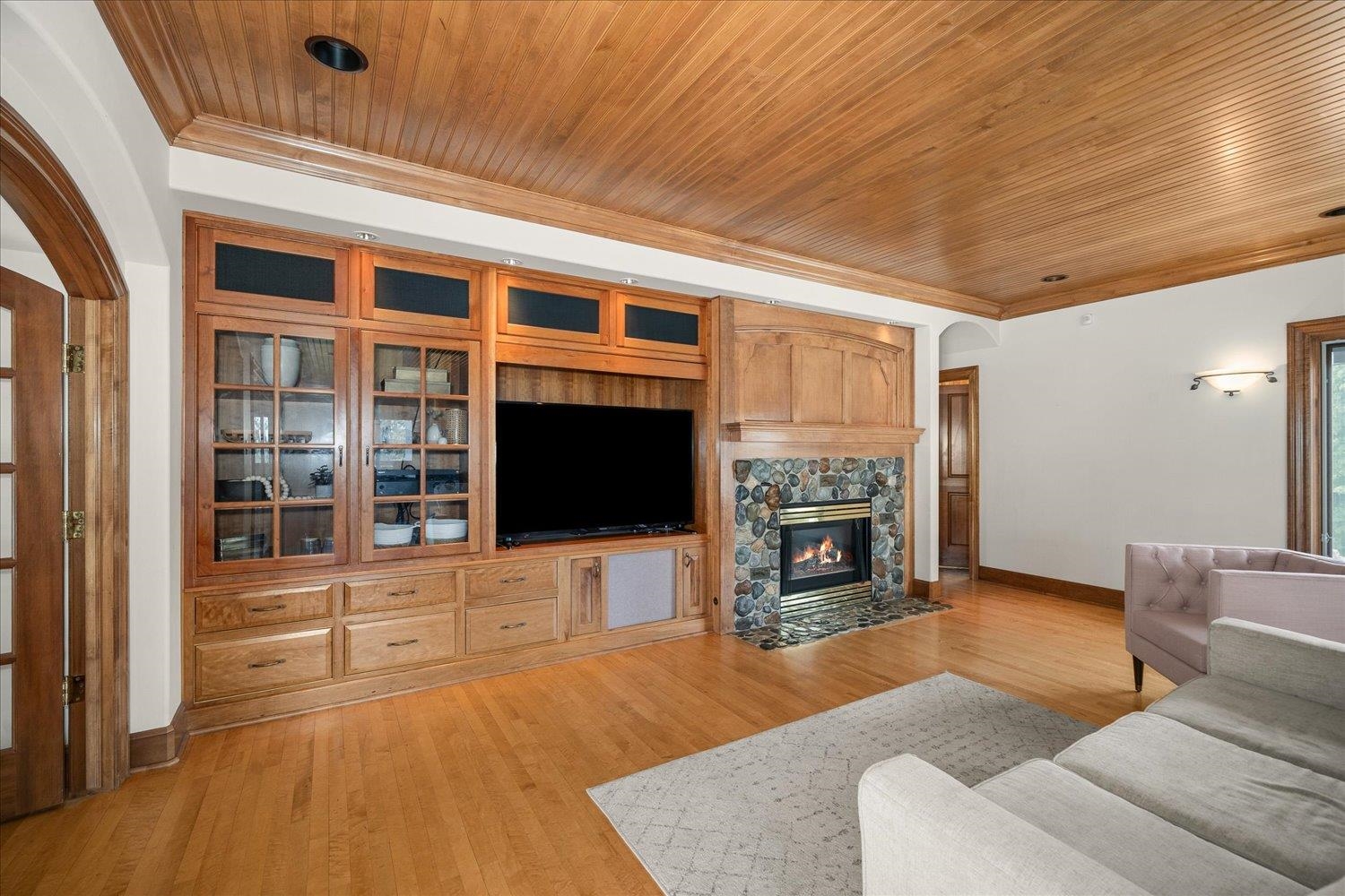 Spokane, Washington, 99212, United States, 4 Bedrooms Bedrooms, ,6 BathroomsBathrooms,Residential,For Sale,1978183