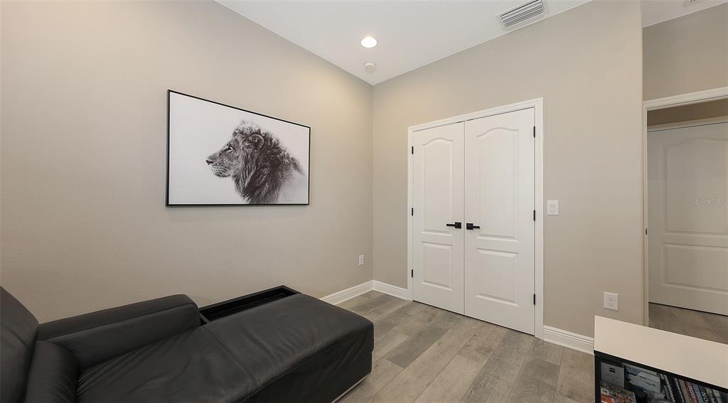 Sarasota, Florida, 34243, United States, 5 Bedrooms Bedrooms, ,4 BathroomsBathrooms,Residential,For Sale,1927282