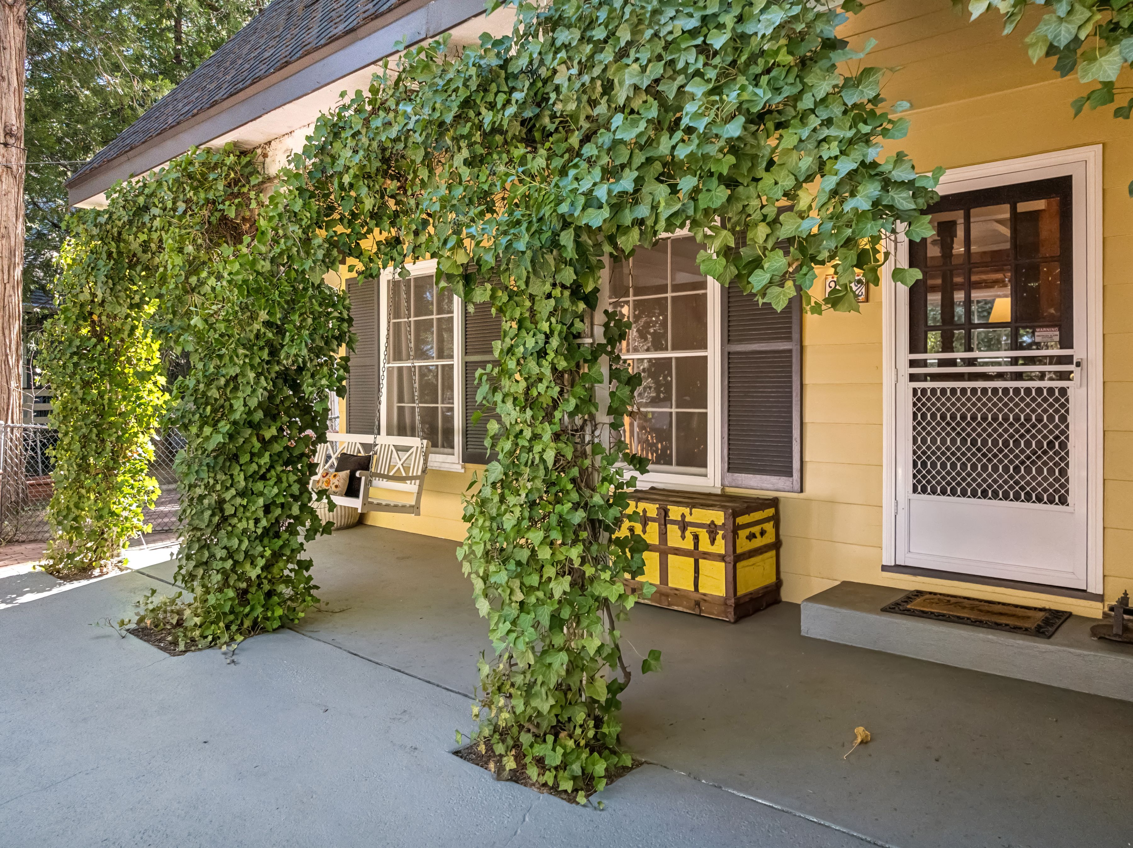 222 Holiday Drive, Lake Arrowhead, CA 92352 - 物件實景