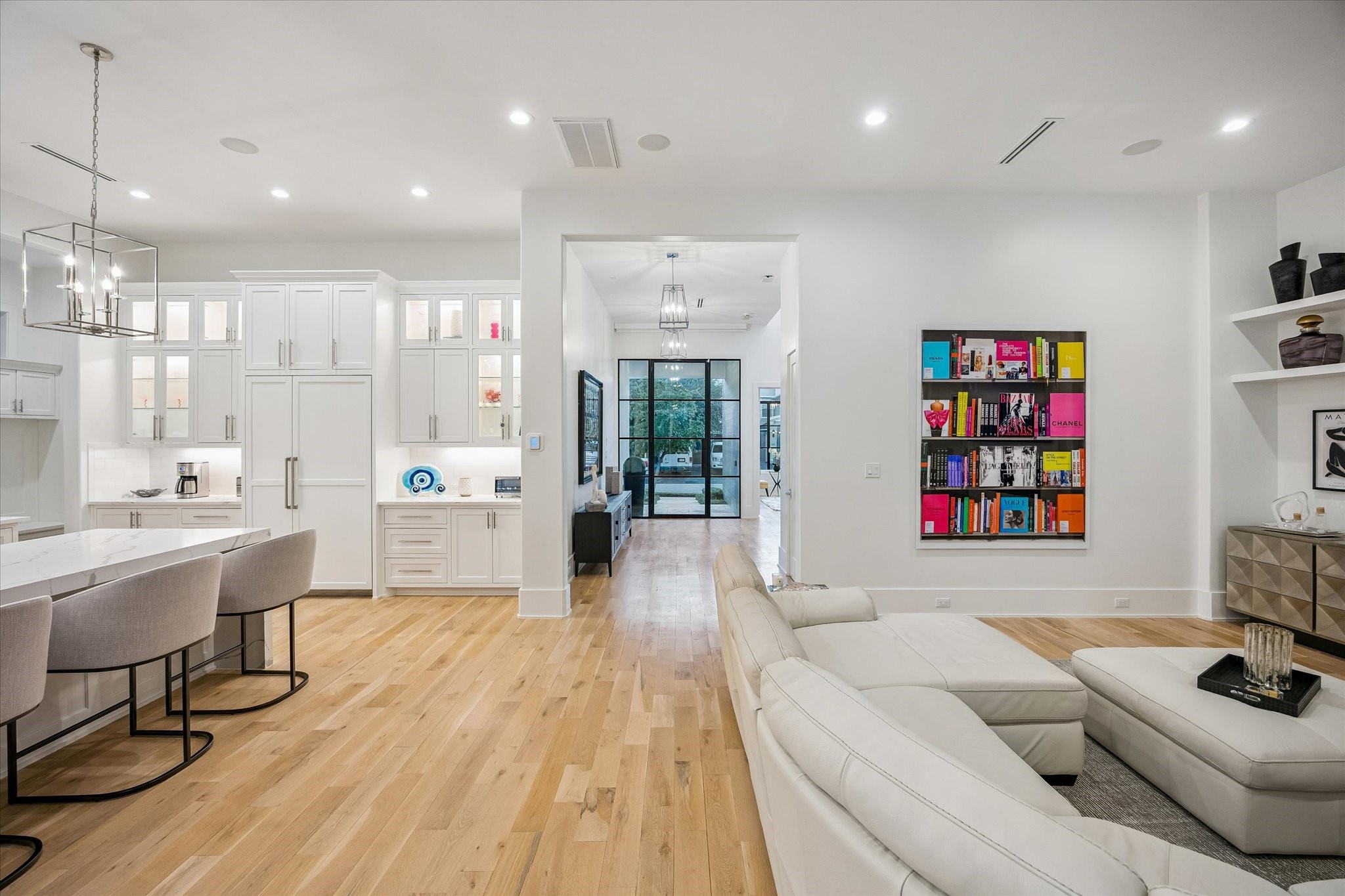  2215 Driscoll Street - 物件實景
