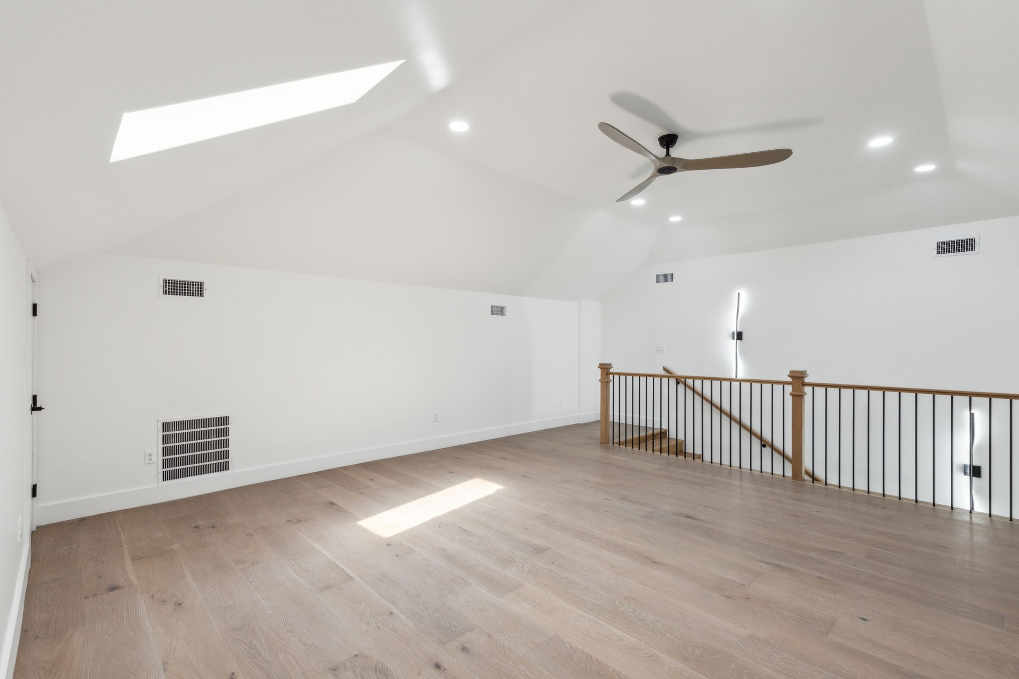 Richardson, Texas, 75081, United States, 4 Bedrooms Bedrooms, ,4 BathroomsBathrooms,Residential,For Sale,1786157