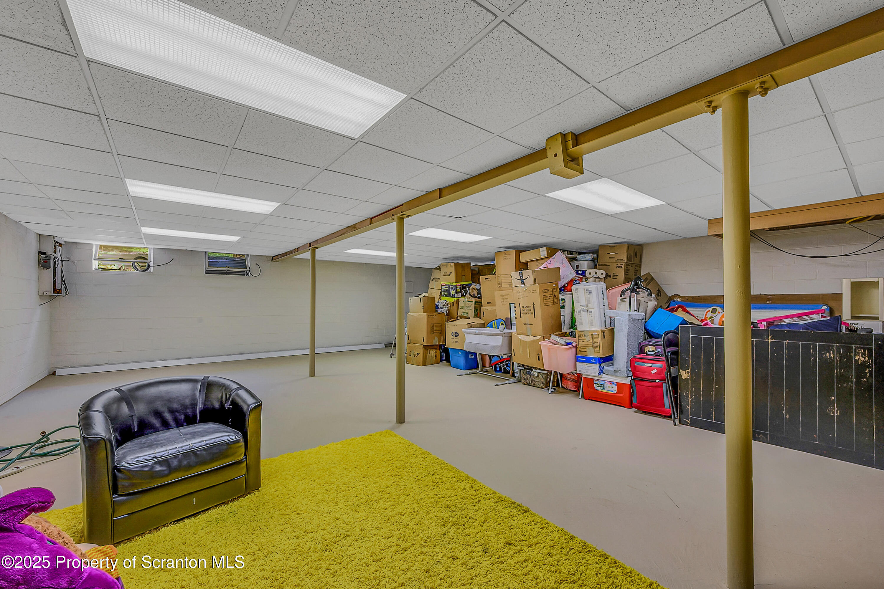 Clarks Summit, Pennsylvania, 18411, United States, 5 Bedrooms Bedrooms, ,4 BathroomsBathrooms,Residential,For Sale,1971485