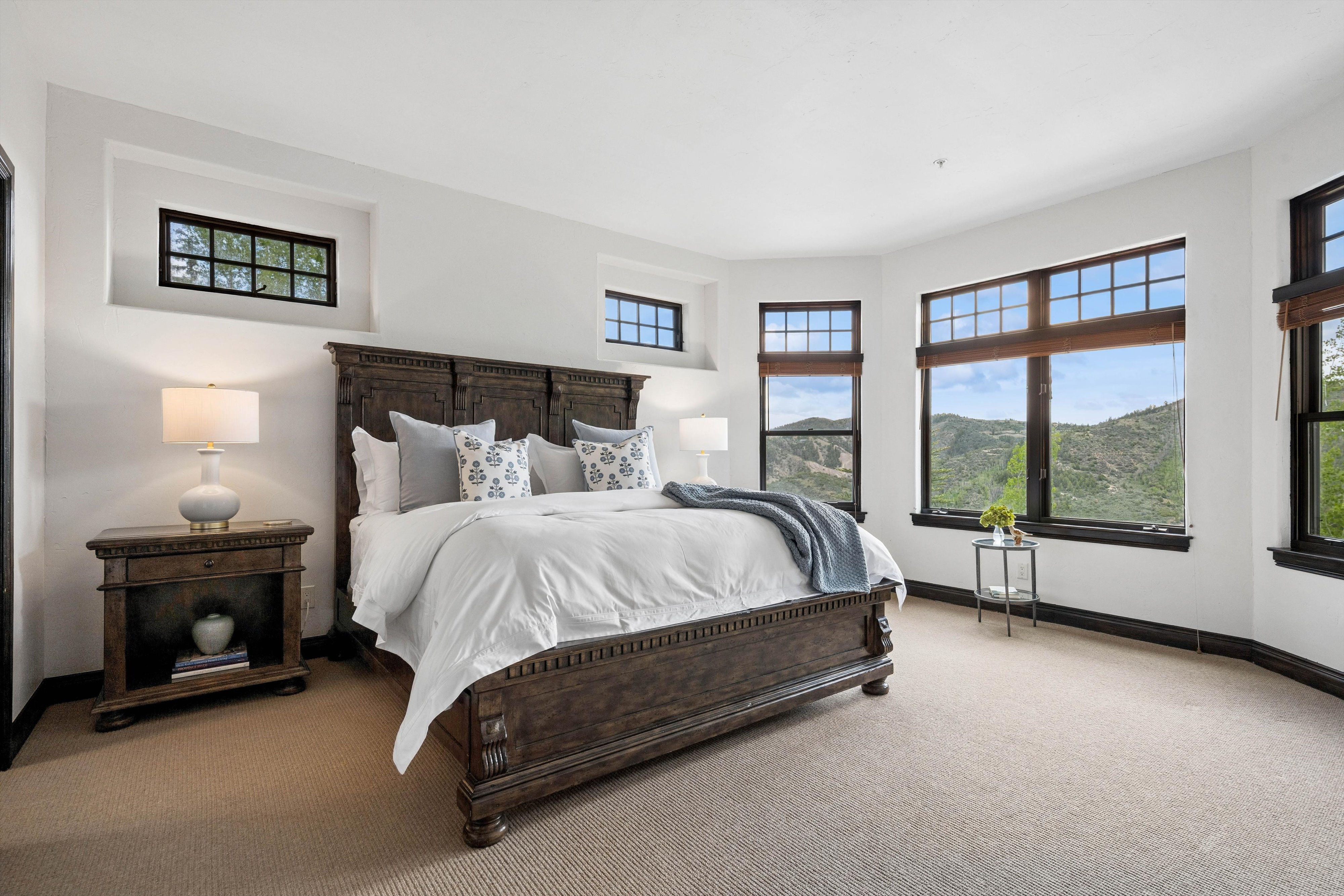  35 Stag Gulch Court Embraces Open Space Meadows With Golf Course Access - 物件實景