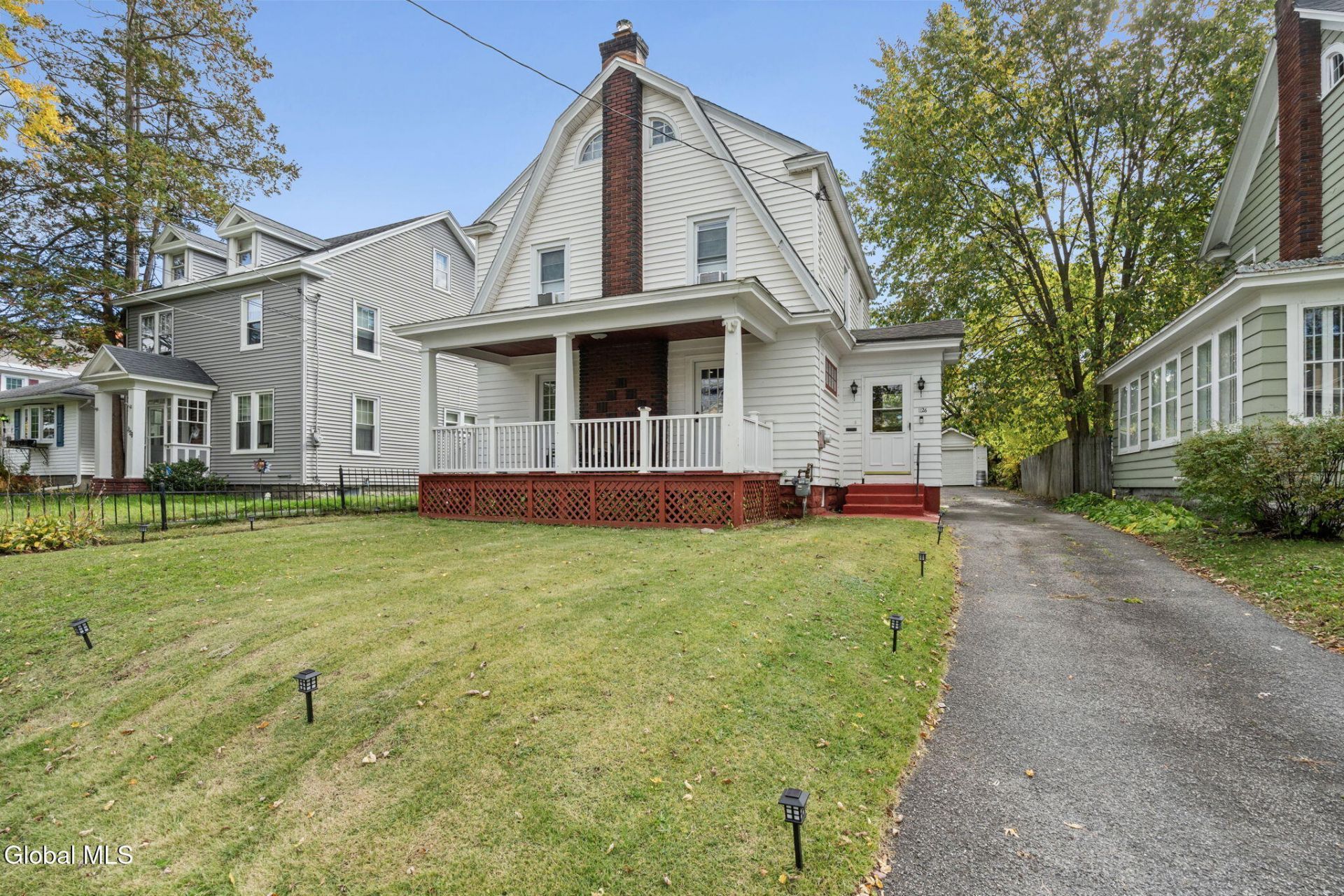 Ardsley Rd, Schenectady, NY 12308