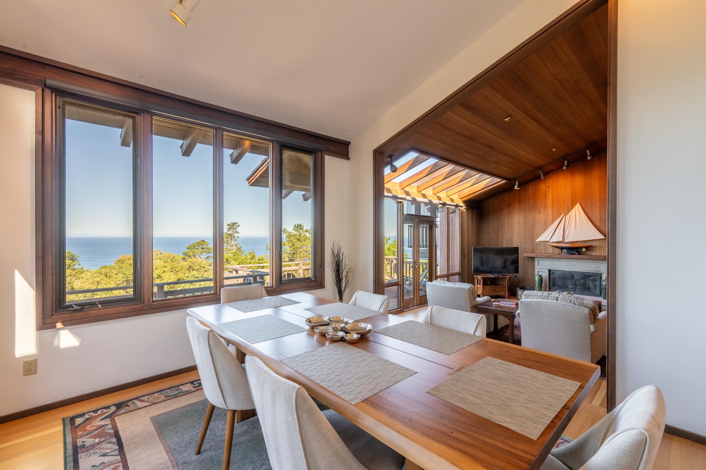  214 Crest Road - 物件實景