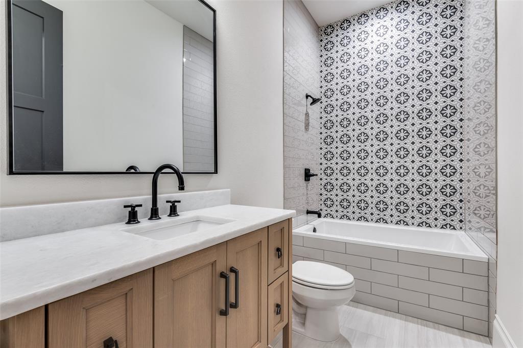 Midlothian, Texas, 76065, United States, 4 Bedrooms Bedrooms, ,5 BathroomsBathrooms,Residential,For Sale,1983532