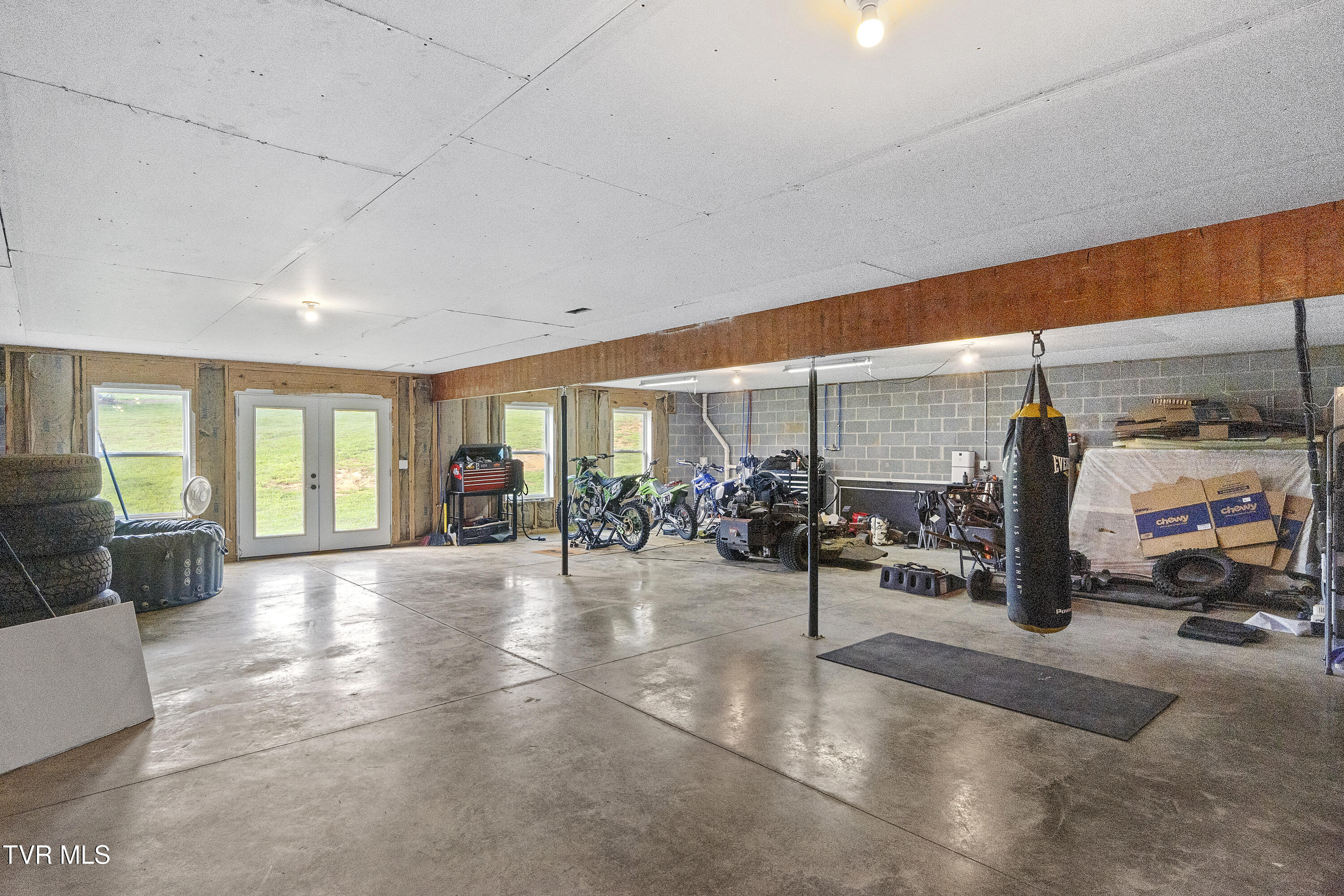 Greeneville, Tennessee, 37745, United States, 3 Bedrooms Bedrooms, ,3 BathroomsBathrooms,Residential,For Sale,1944851