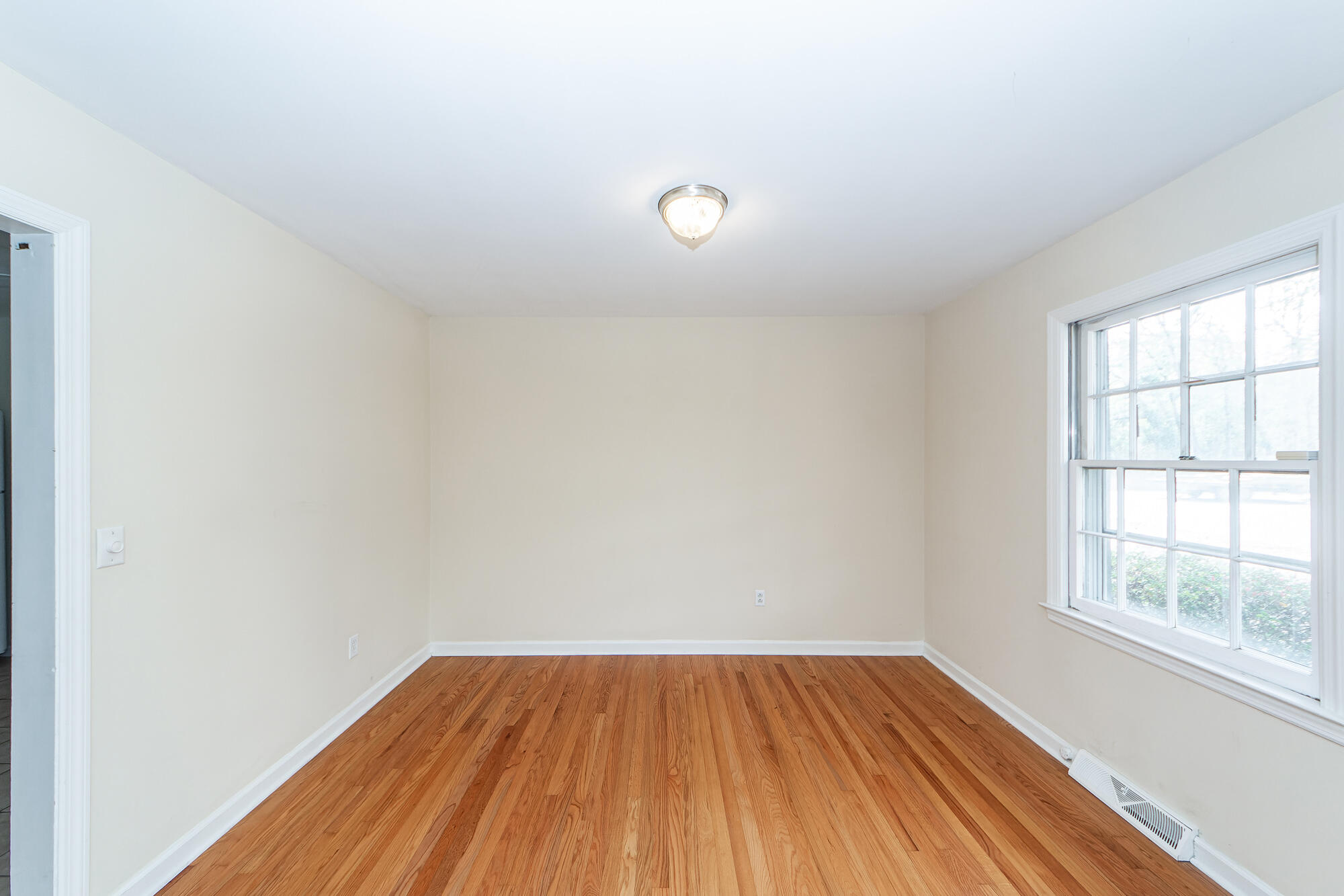 Charleston, South Carolina, 29407, United States, 3 Bedrooms Bedrooms, ,2 BathroomsBathrooms,Residential,For Sale,1738959