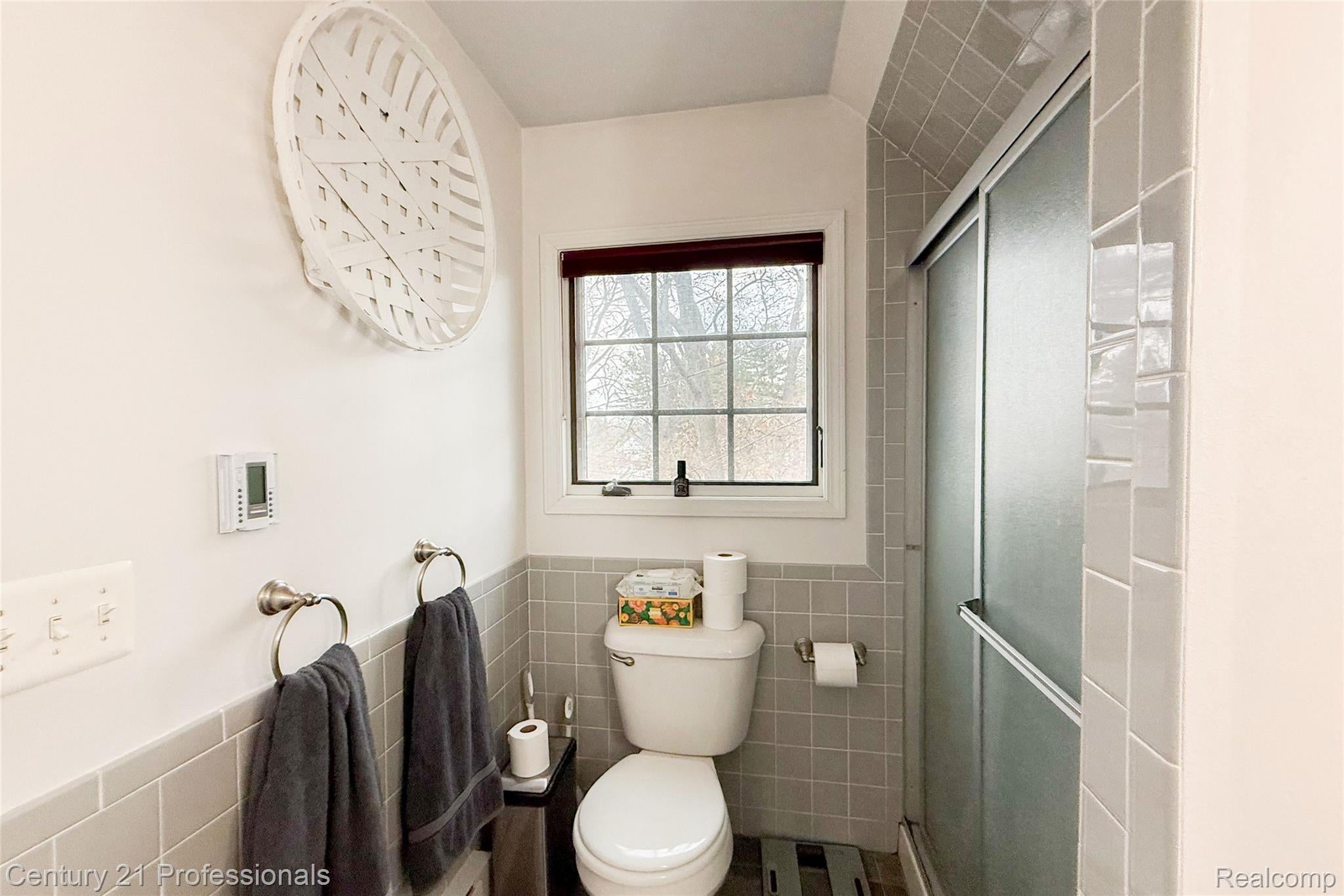 LakeOrion, Michigan, 48362, United States, 2 Bedrooms Bedrooms, ,2 BathroomsBathrooms,Residential,For Sale,2005398