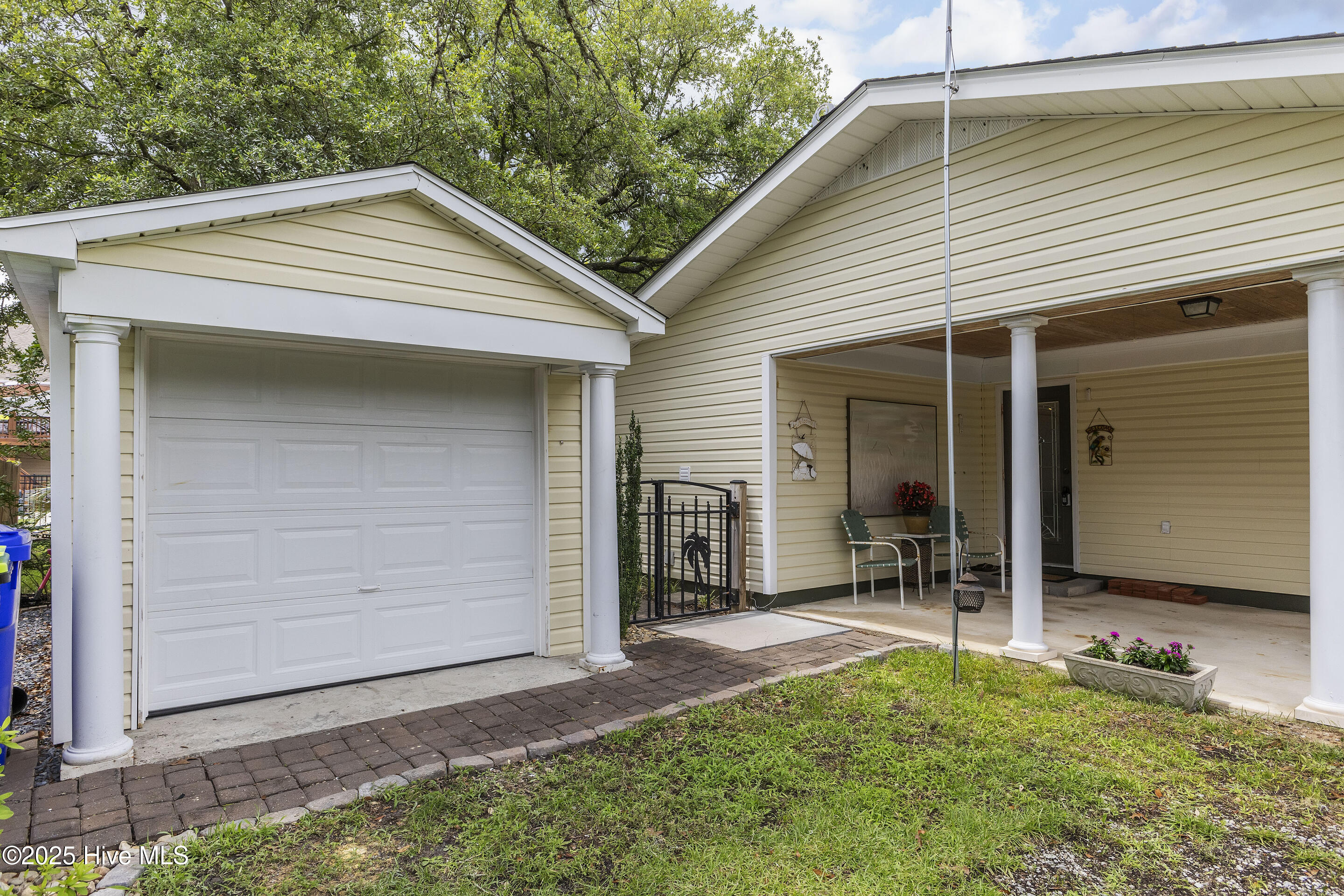 Oak Island, North Carolina, 28465, United States, 2 Bedrooms Bedrooms, ,2 BathroomsBathrooms,Residential,For Sale,1795621