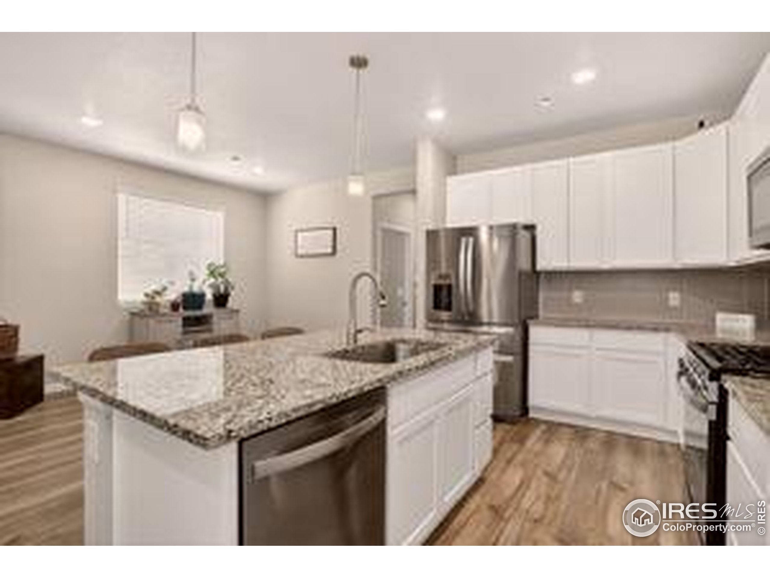 Erie, Colorado, 80516, United States, 3 Bedrooms Bedrooms, ,3 BathroomsBathrooms,Residential,For Sale,1876581