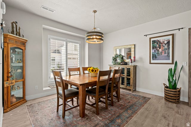 Salem, Utah, 84653, United States, 3 Bedrooms Bedrooms, ,3 BathroomsBathrooms,Residential,For Sale,2010840