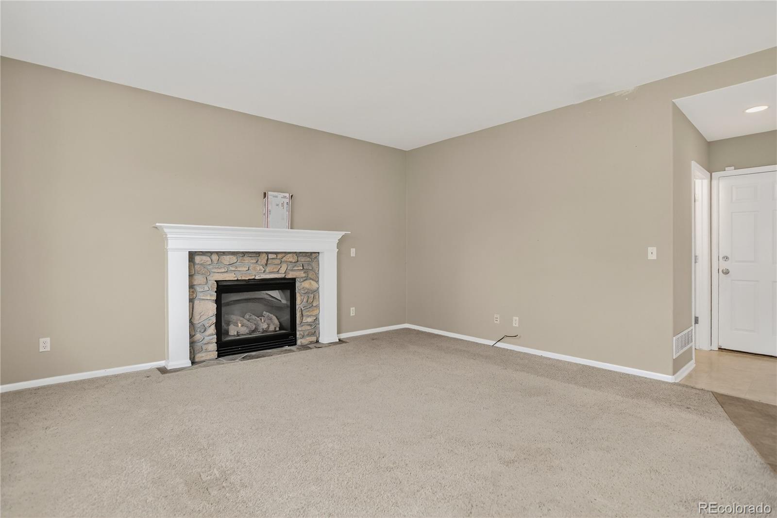 Commerce City, Colorado, 80022, United States, 3 Bedrooms Bedrooms, ,3 BathroomsBathrooms,Residential,For Sale,1989632