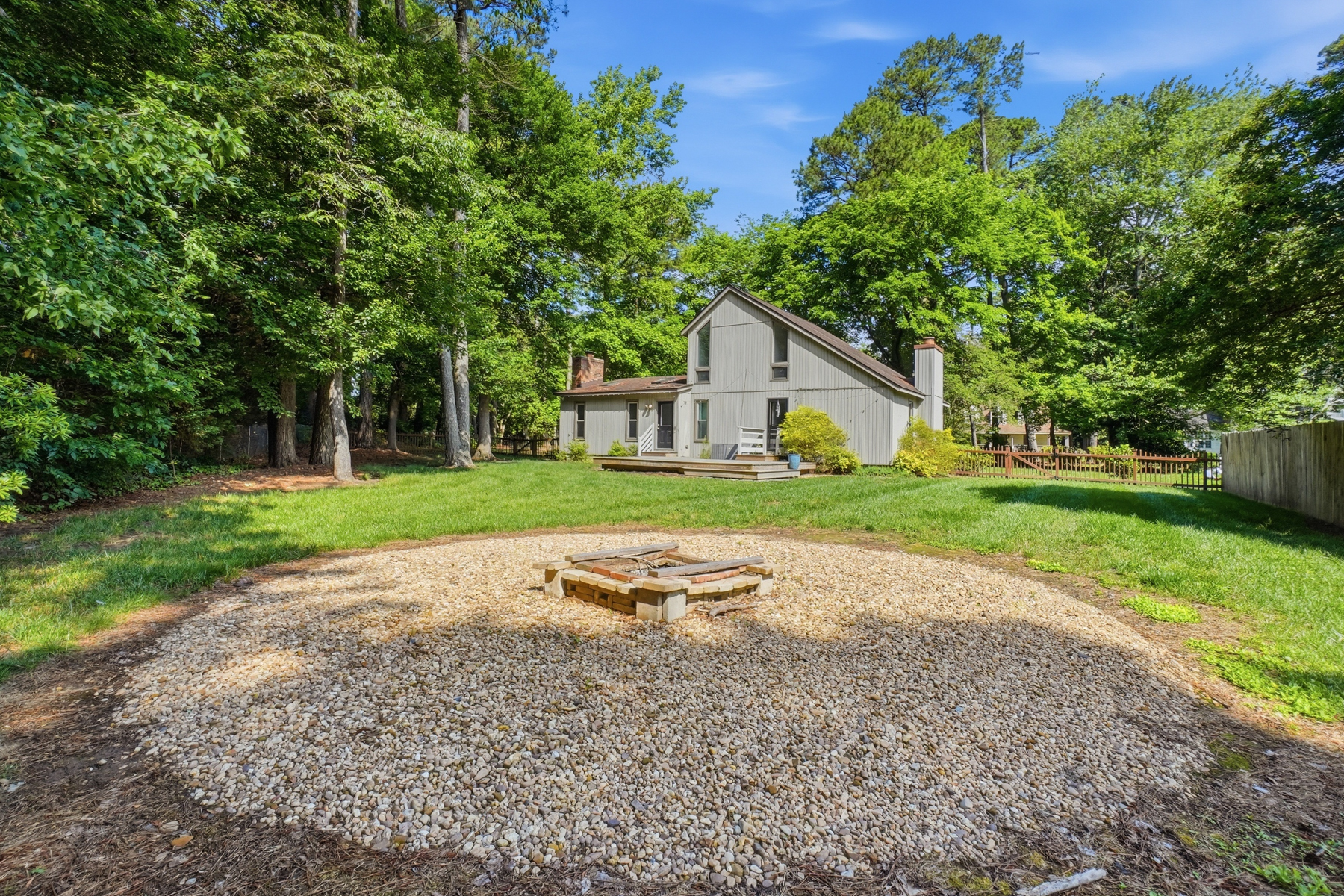 7740 Waters Edge Lane, Gloucester Point, VA 23062 - 物件實景