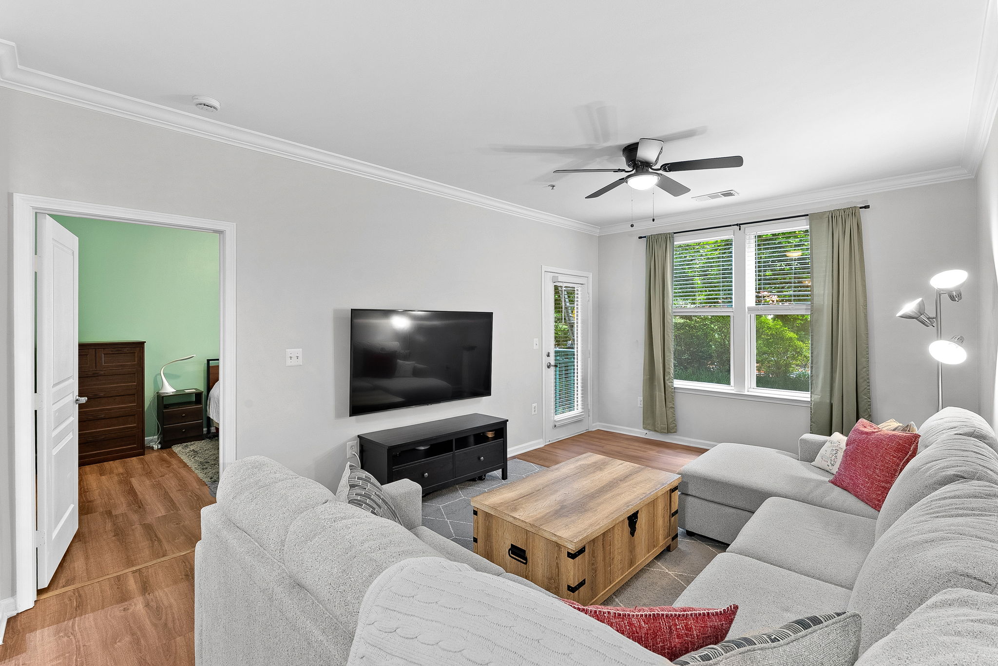  12001 Market Street, Reston, VA, 20190 - 物件實景