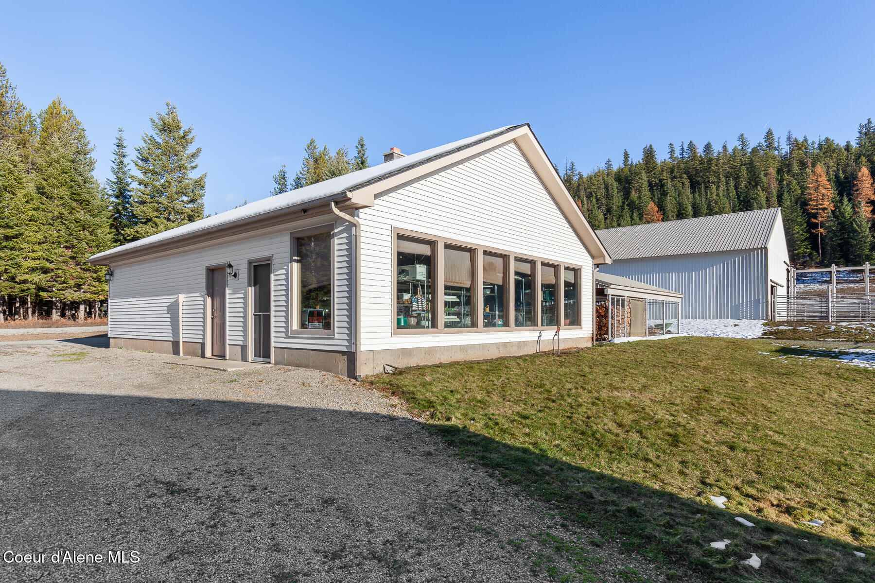 Wallace, Idaho, 83873, United States, 3 Bedrooms Bedrooms, ,3 BathroomsBathrooms,Residential,For Sale,2040255