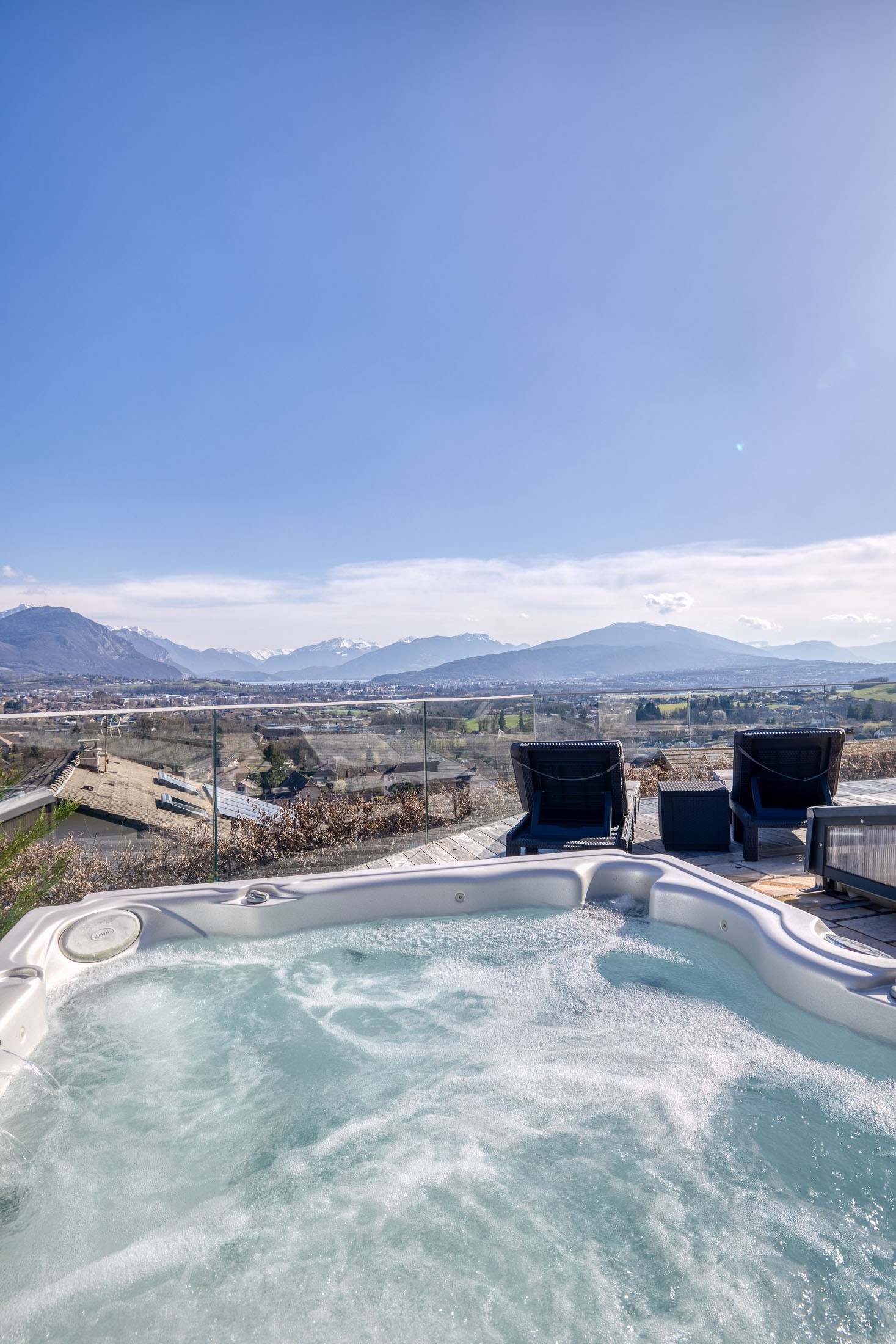  Renovated Contemporary Villa with Lake and Mountain Views – Annecy Heights - 物件實景