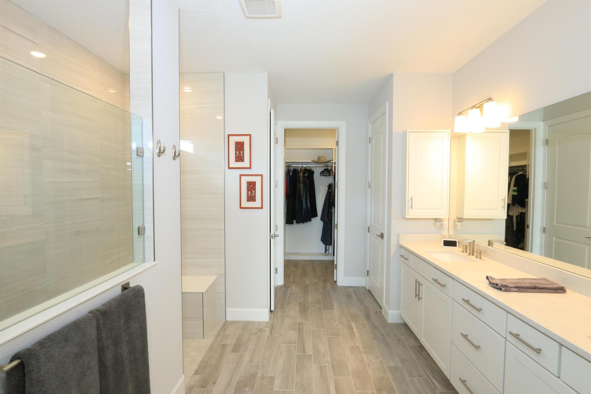 Port St Lucie, Florida, 34987, United States, 2 Bedrooms Bedrooms, ,3 BathroomsBathrooms,Residential,For Sale,1975930