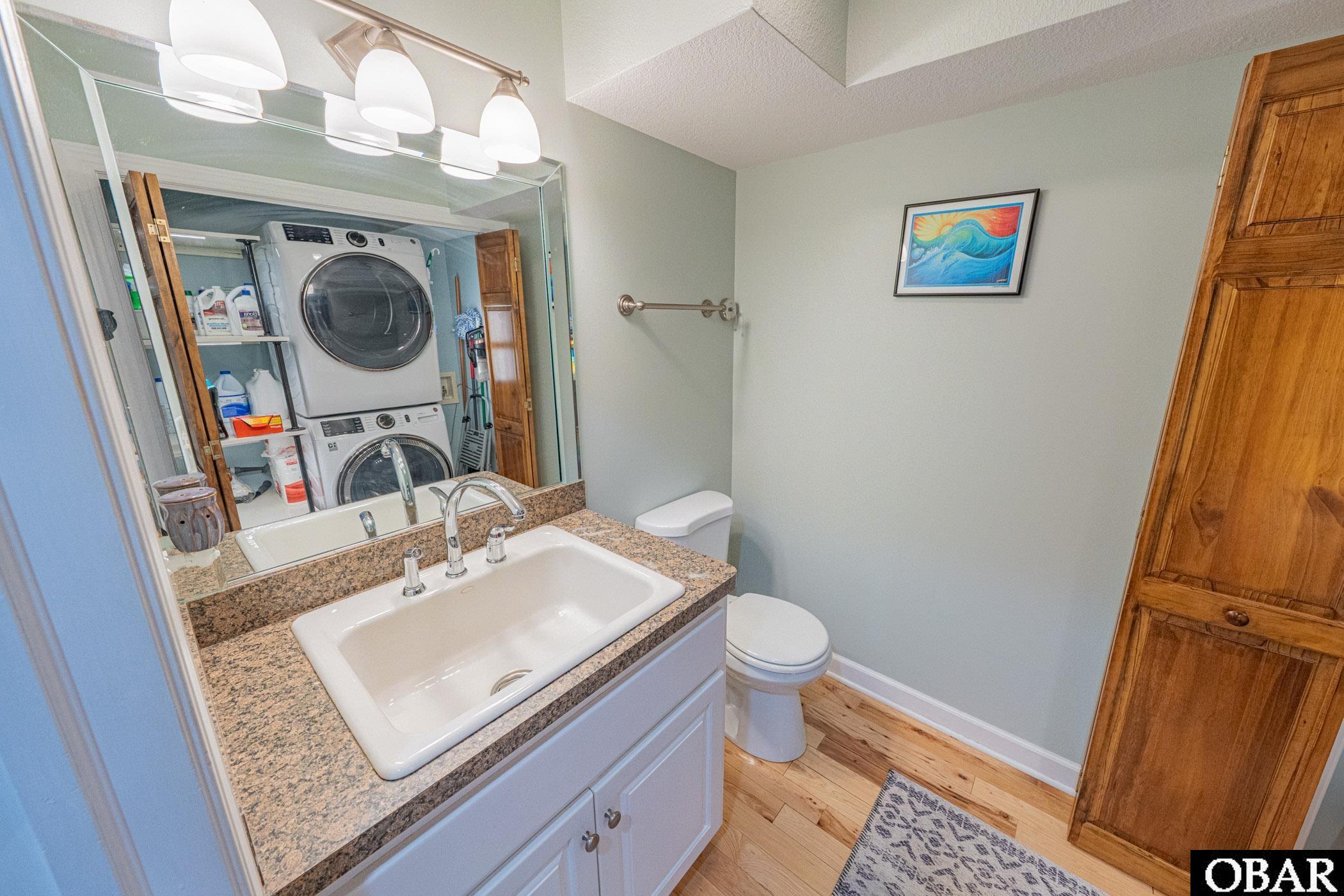 Manteo, North Carolina, 27954, United States, 4 Bedrooms Bedrooms, ,4 BathroomsBathrooms,Residential,For Sale,1988326