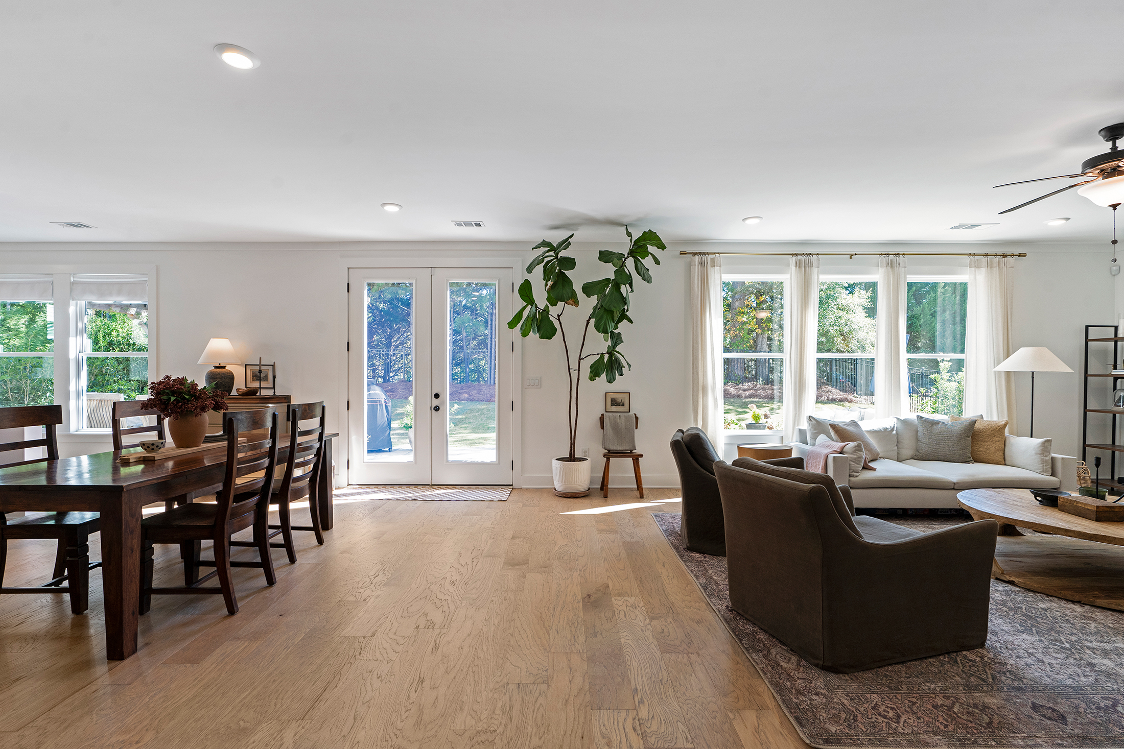  Beautifully Designed Home in the Desirable Kelly Mill Reserve Community - 物件實景