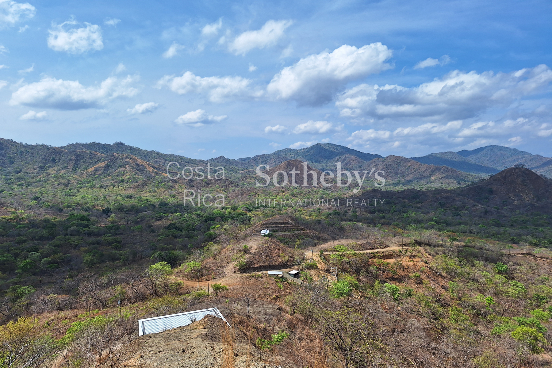  100ha+ development property behind Flamingo - 物件實景