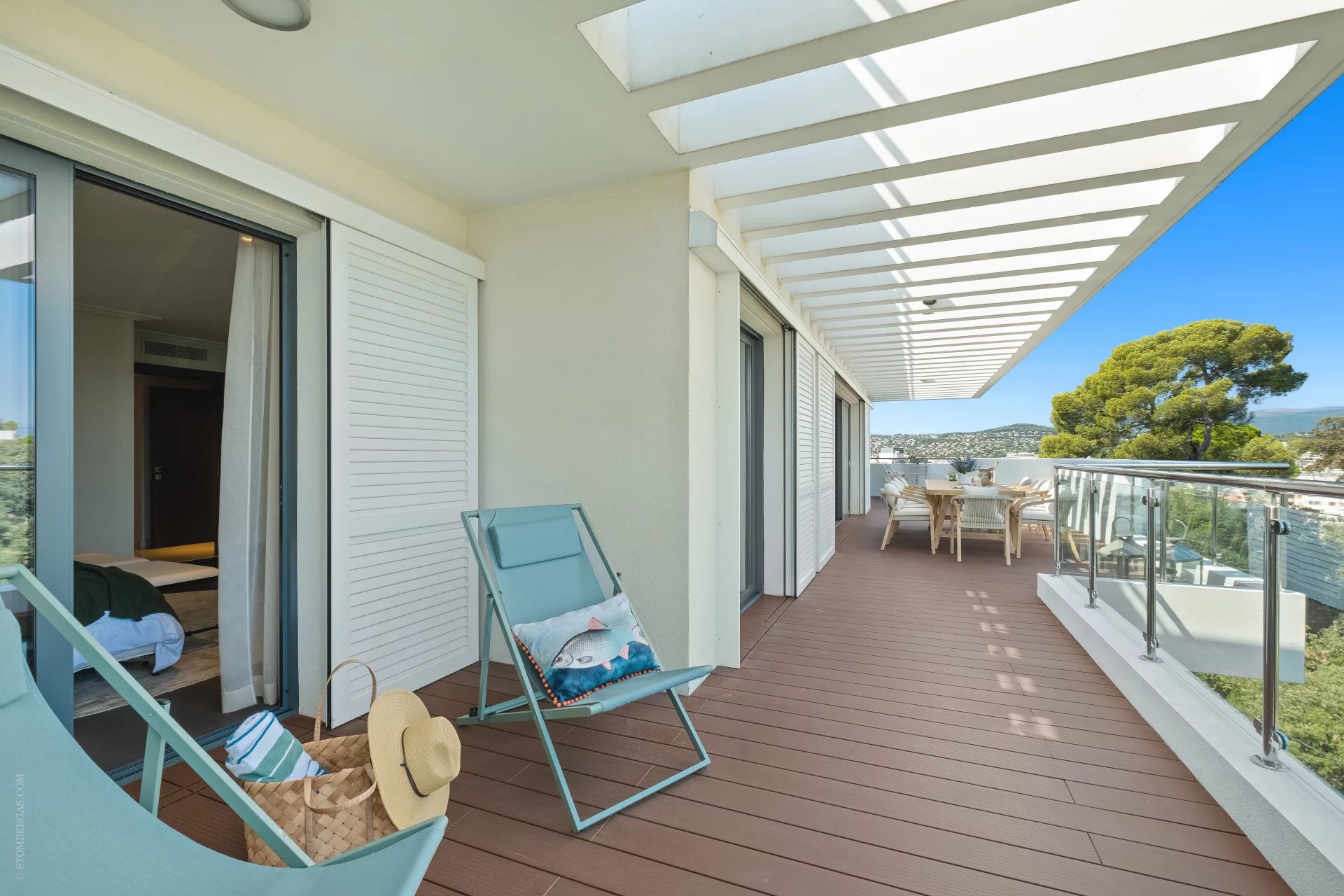 Antibes, Provence-Alpes-Côte d’Azur, 06600, FR, 4 Bedrooms Bedrooms, ,4 BathroomsBathrooms,Residential,For Sale,1829124