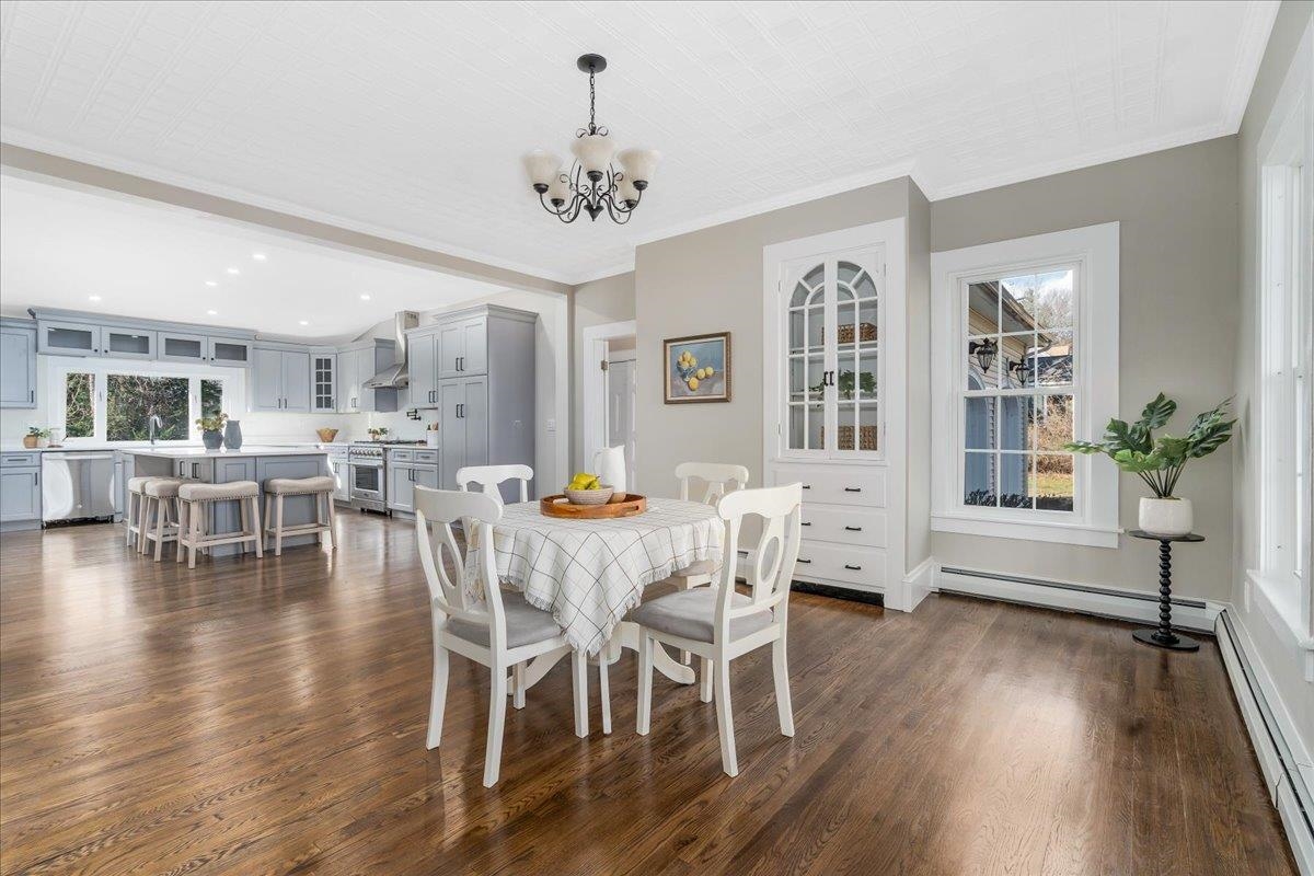 Nashua, New Hampshire, 03064, United States, 4 Bedrooms Bedrooms, ,3 BathroomsBathrooms,Residential,For Sale,1901242