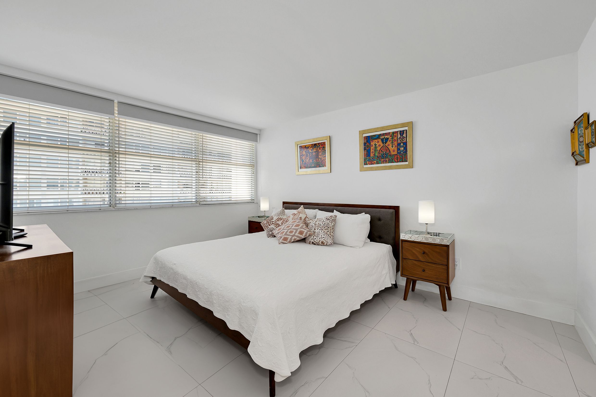  1420 Brickell Bay Dr, Miami, FL, 33131 - 物件實景