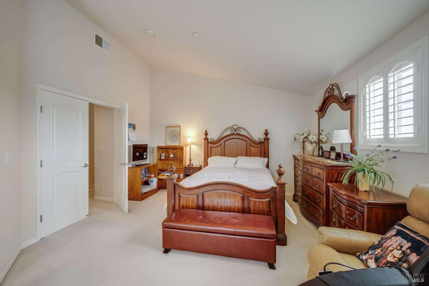 Santa Rosa, California, 95403, United States, 4 Bedrooms Bedrooms, ,4 BathroomsBathrooms,Residential,For Sale,1981253