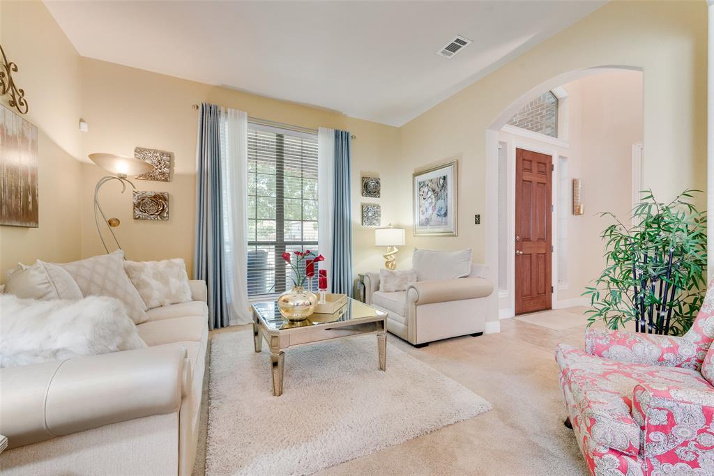 Dallas, Texas, 75236, United States, 4 Bedrooms Bedrooms, ,3 BathroomsBathrooms,Residential,For Sale,1944887