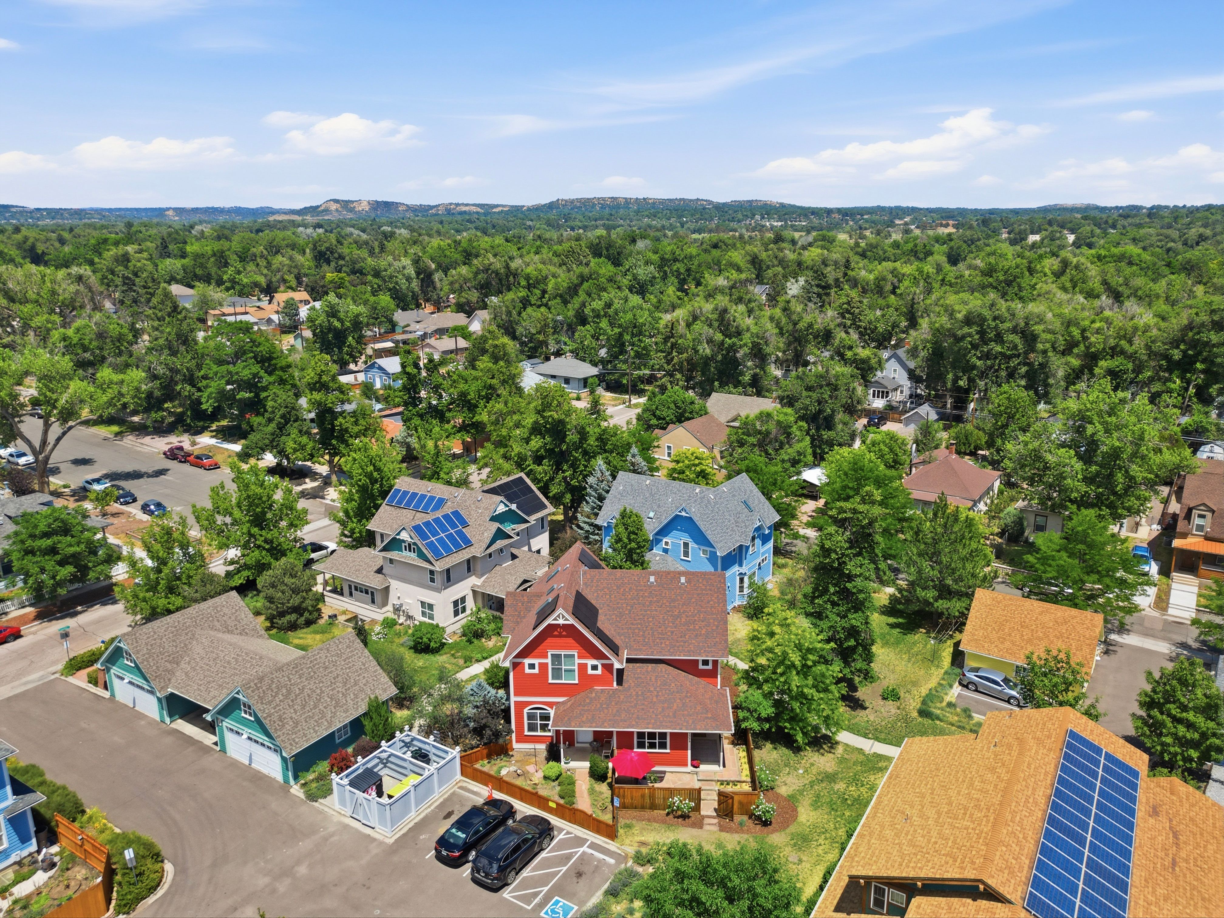 Community-Centered Living in Patty Jewett - 物件實景
