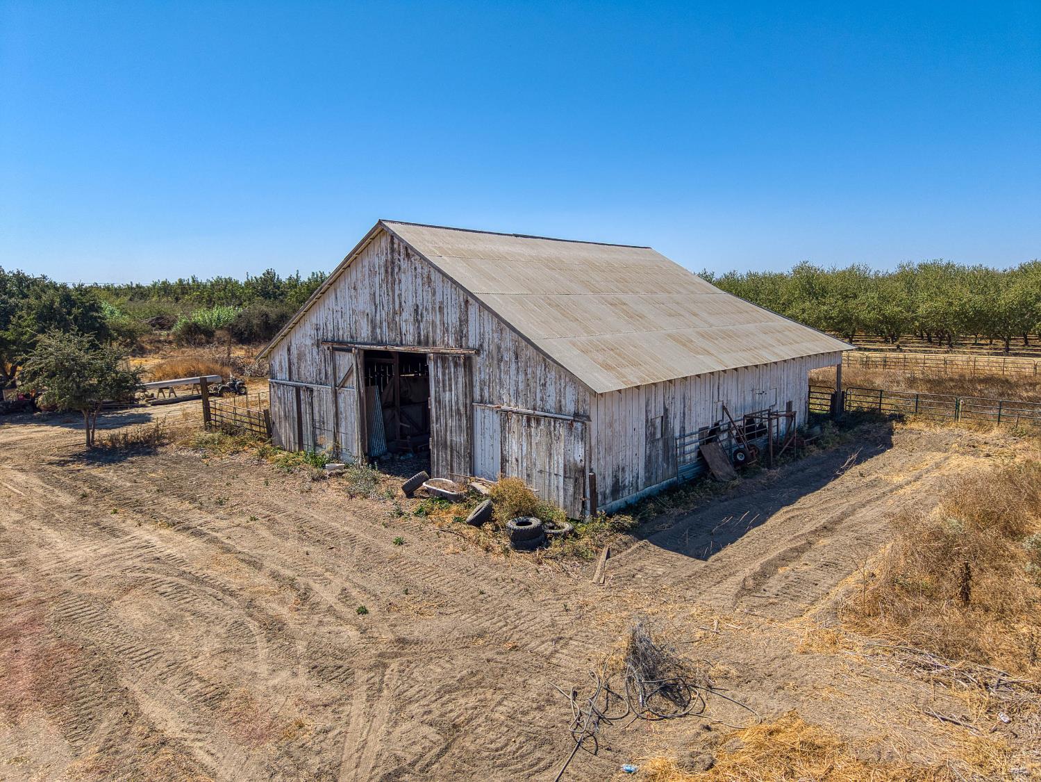 Arbuckle, California, 95912, United States, 4 Bedrooms Bedrooms, ,2 BathroomsBathrooms,Residential,For Sale,1976020