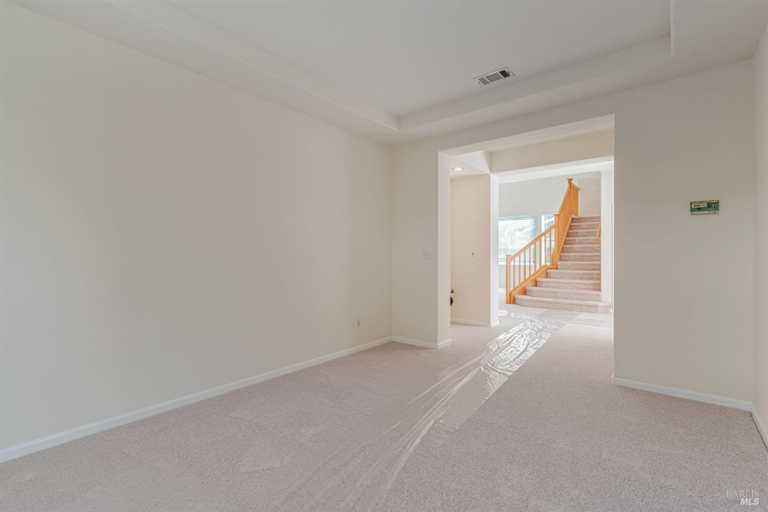 Vallejo, California, 94591, United States, 5 Bedrooms Bedrooms, ,4 BathroomsBathrooms,Residential,For Sale,1985746