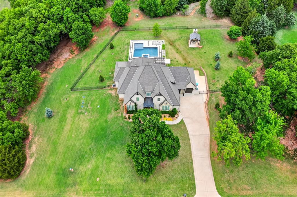 Arcadia, Oklahoma, 73007, United States, 4 Bedrooms Bedrooms, ,5 BathroomsBathrooms,Residential,For Sale,2034097