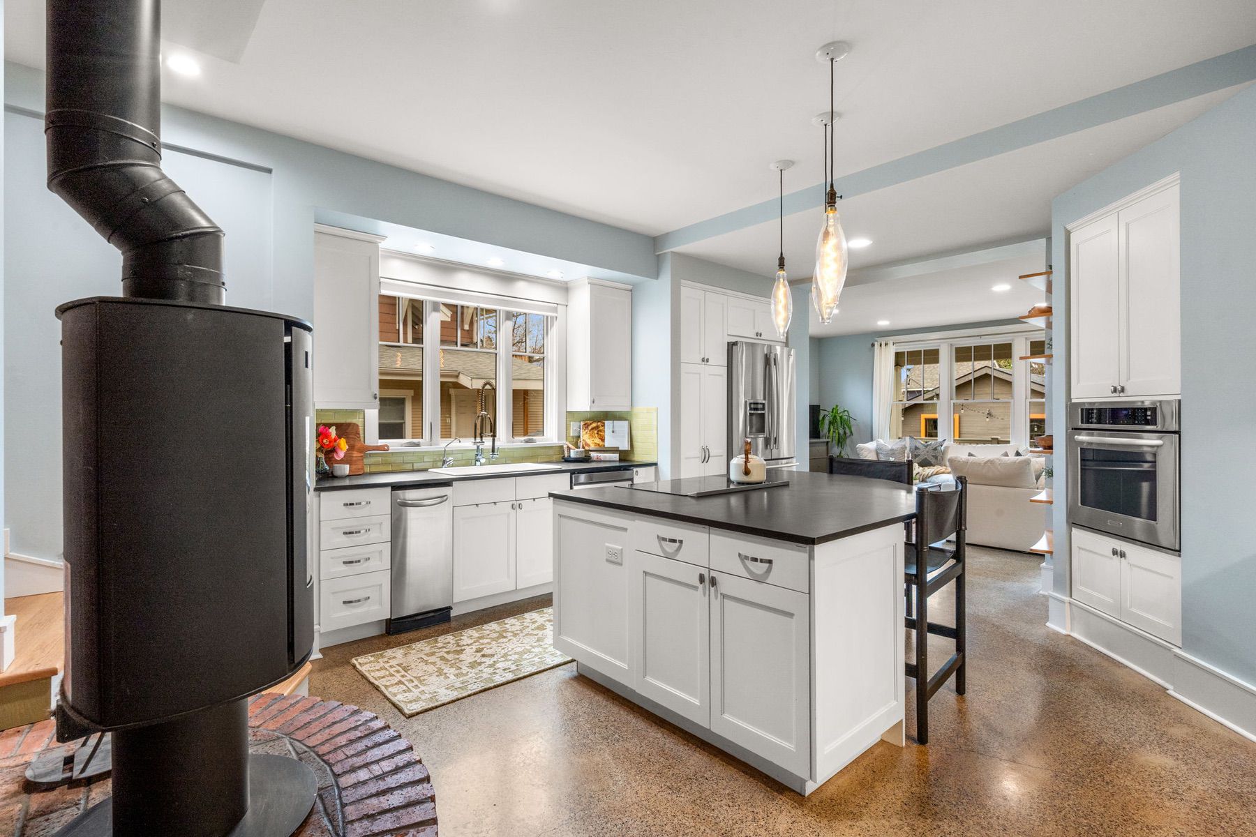  810 S Willson Ave - 物件實景