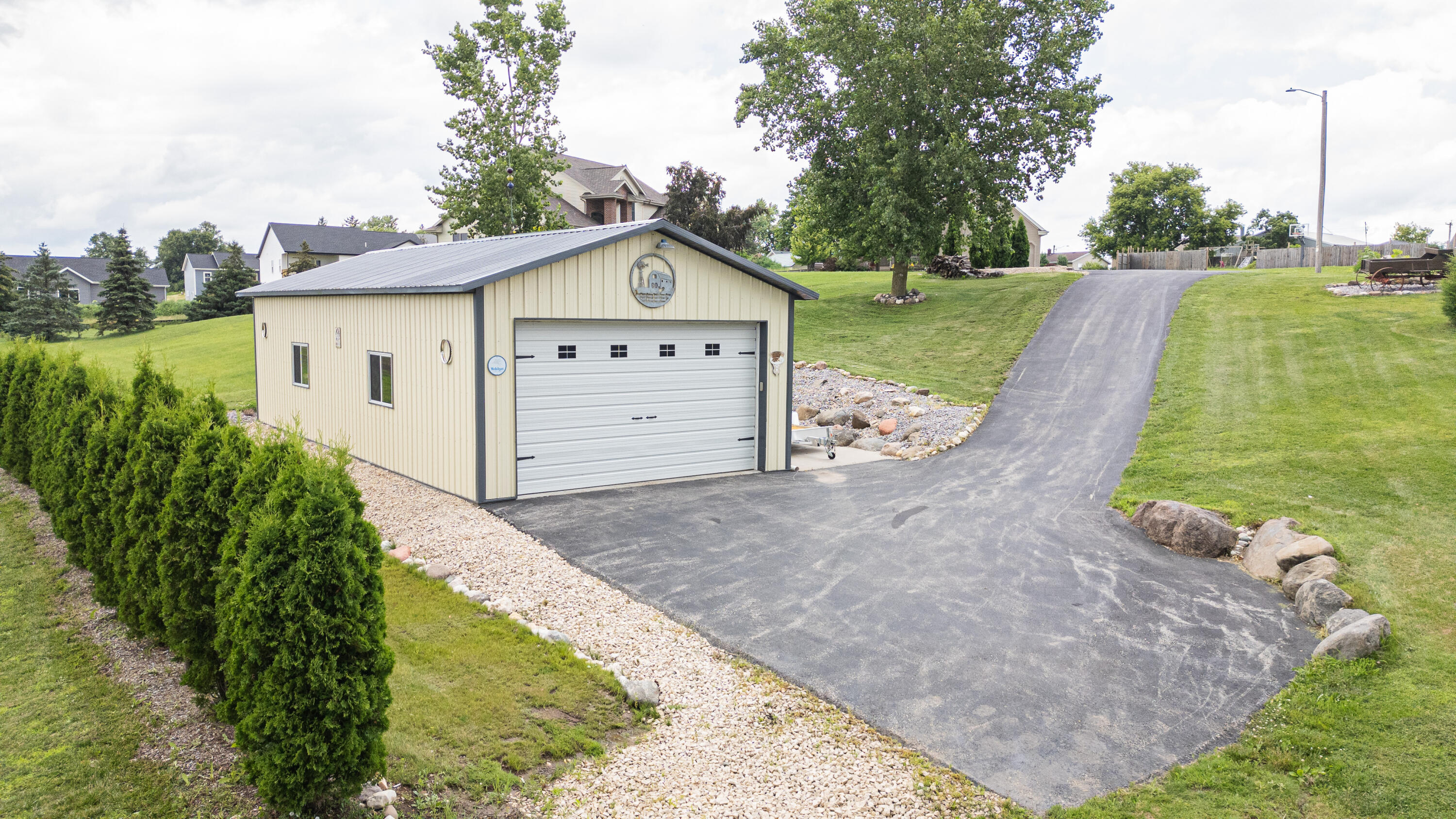 Theresa, Wisconsin, 53091, United States, 4 Bedrooms Bedrooms, ,4 BathroomsBathrooms,Residential,For Sale,1927887