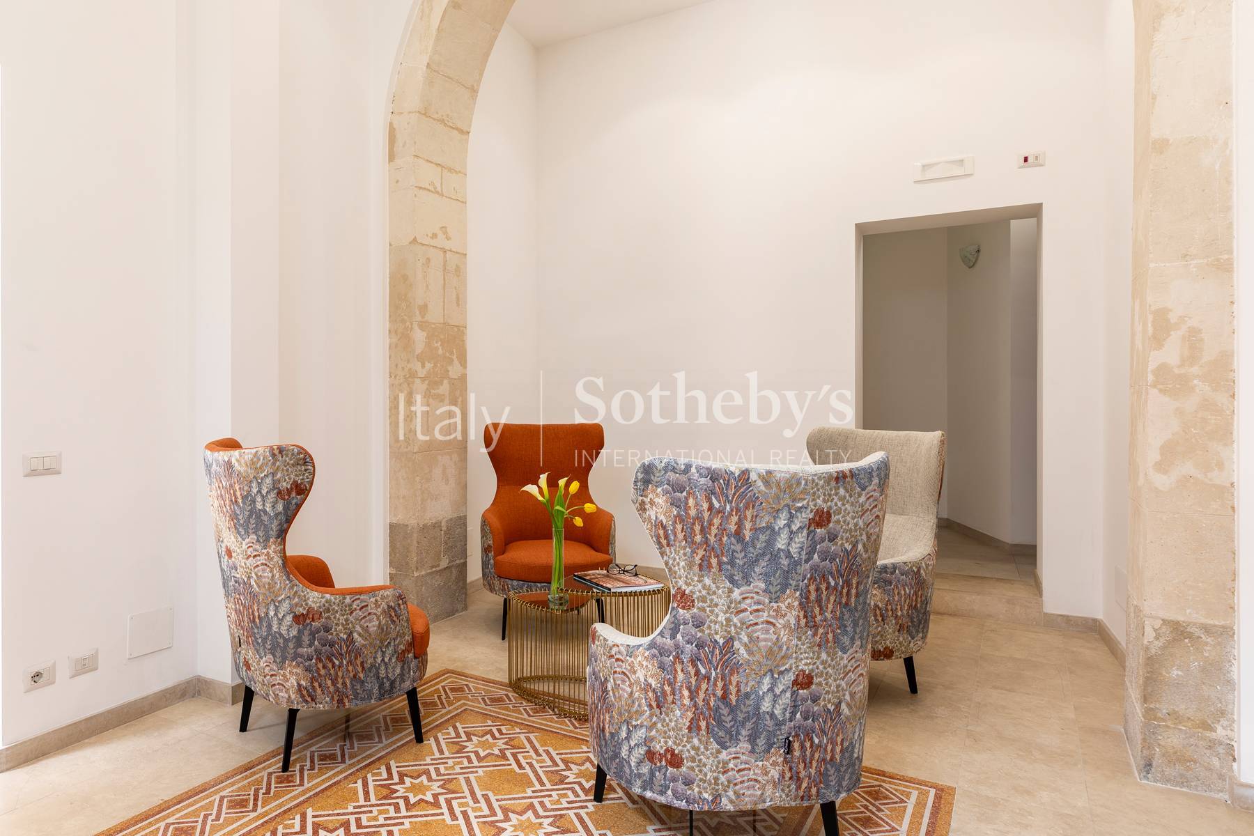  A renovated building with terraces in the historic centre - 物件實景