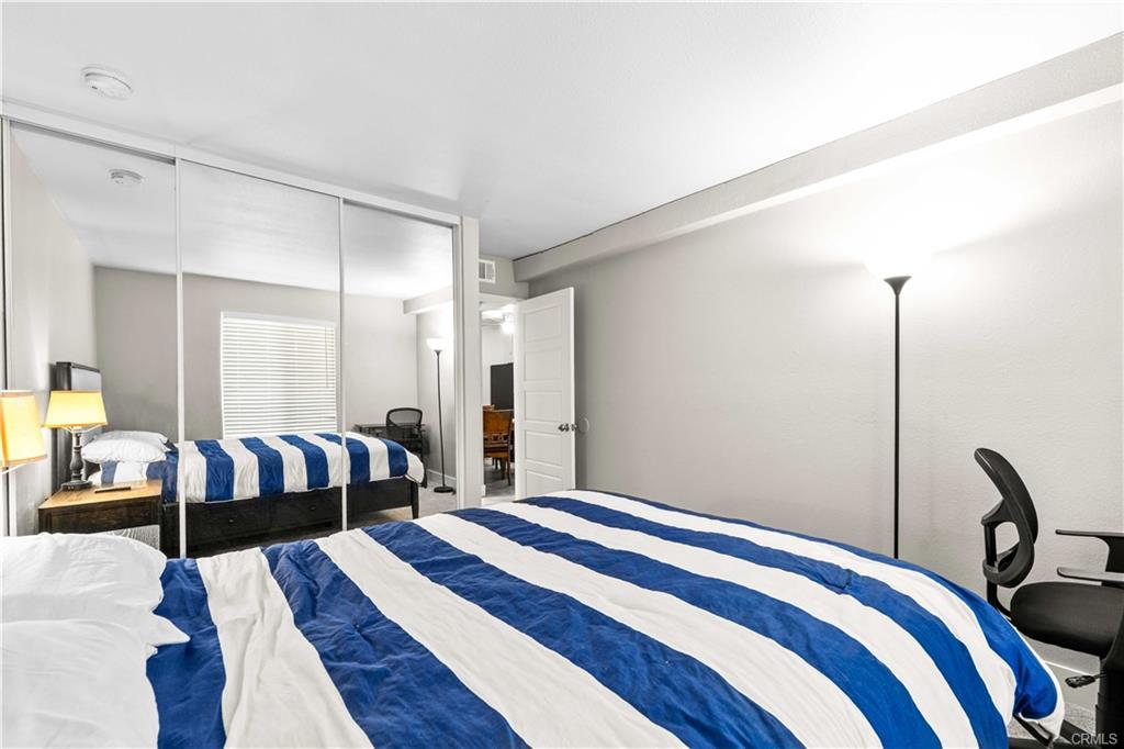 Lake Forest, California, 92630, United States, 2 Bedrooms Bedrooms, ,Residential,For Sale,1978731