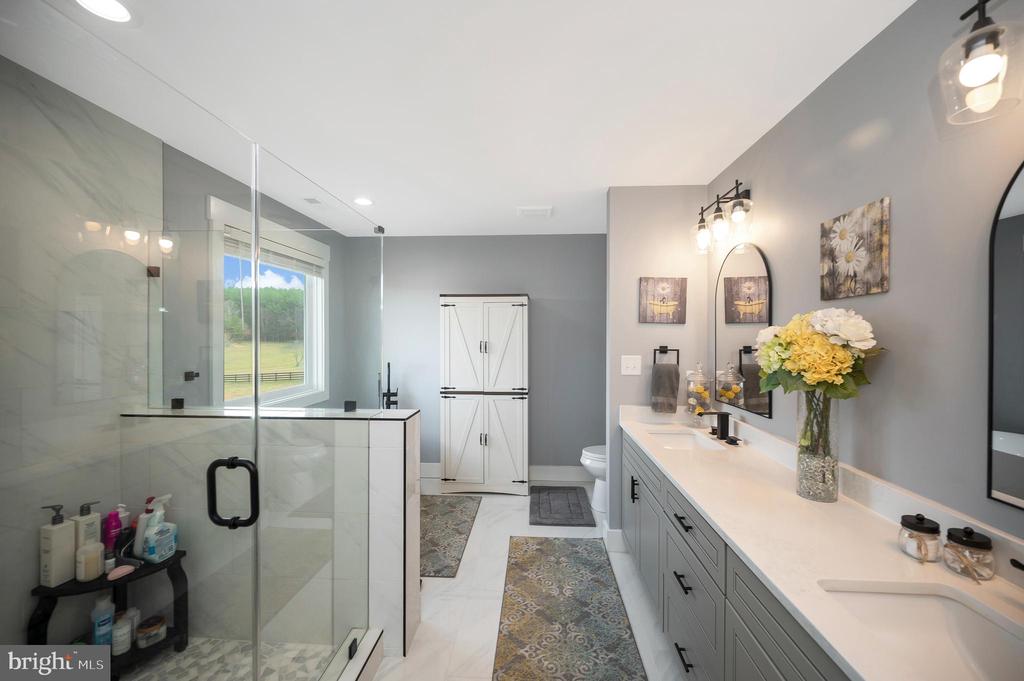 Bealeton, Virginia, 22712, United States, 4 Bedrooms Bedrooms, ,3 BathroomsBathrooms,Residential,For Sale,2002871